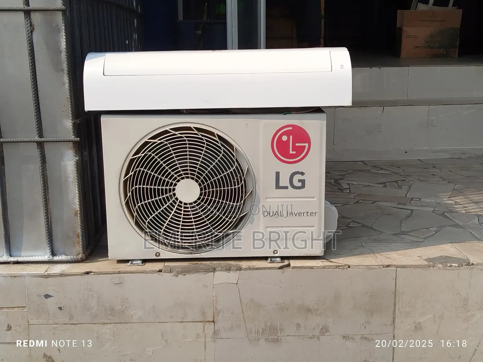 LG Duel Inverter 1.5 Hp Wit Gass