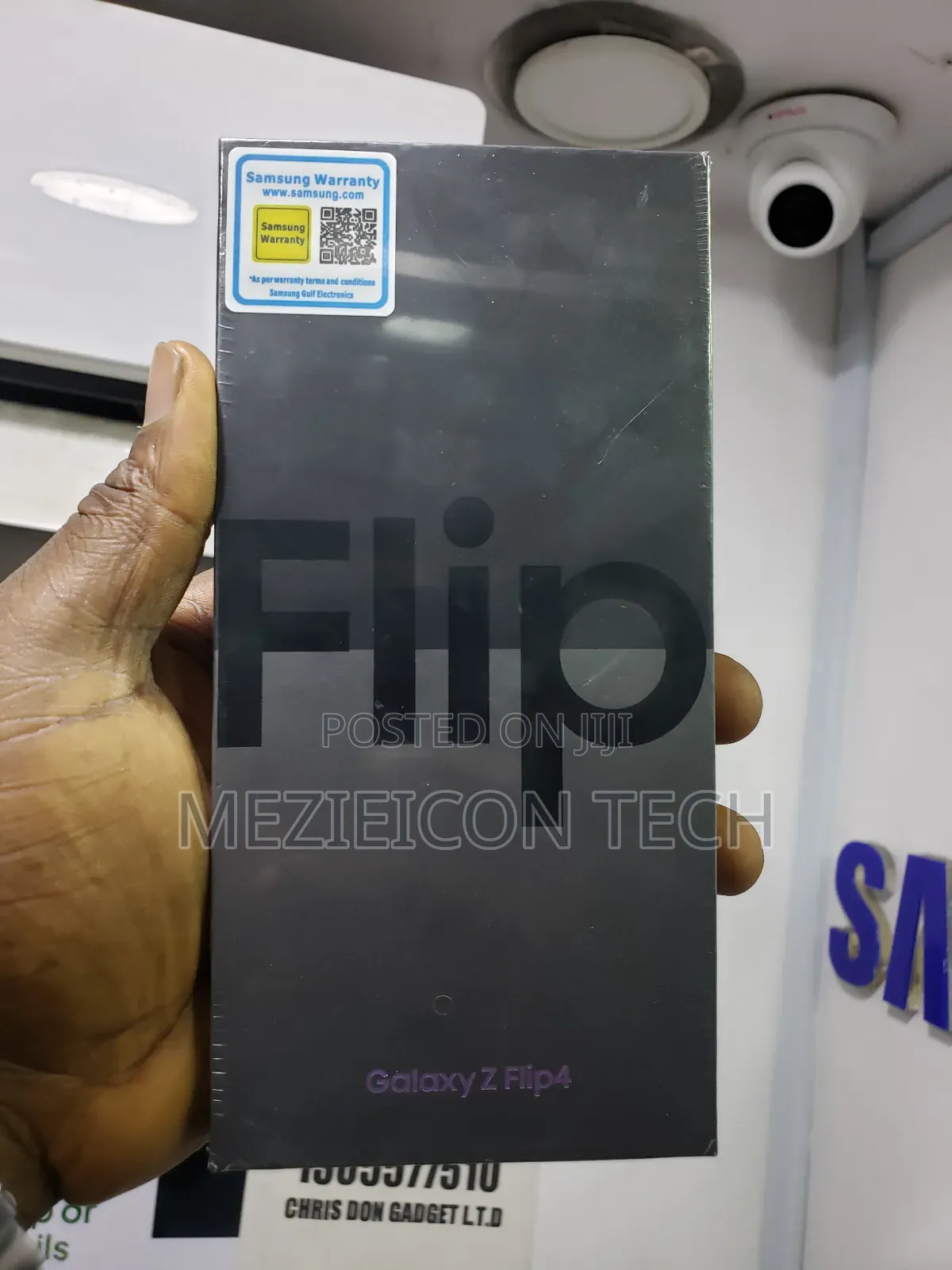 New Samsung Galaxy Z Flip4 128 GB