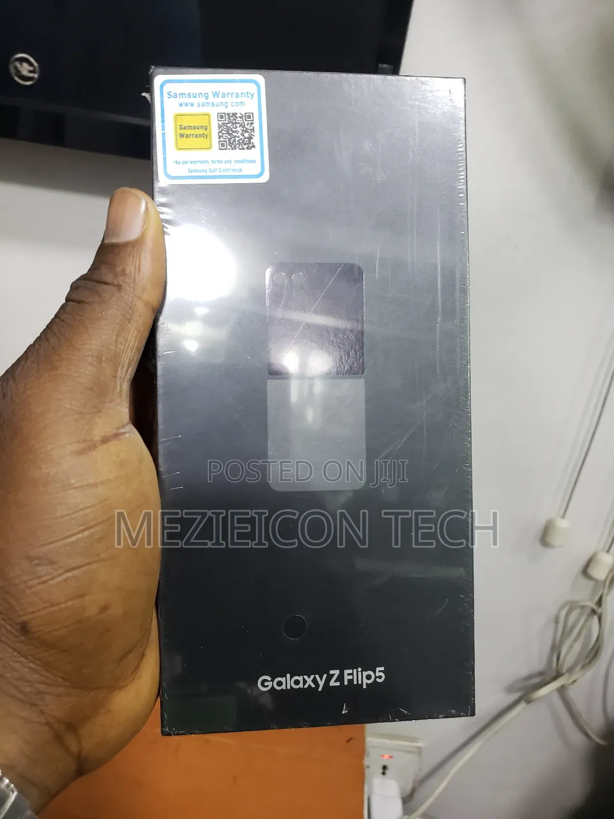New Samsung Galaxy Z Flip5 256 GB Black