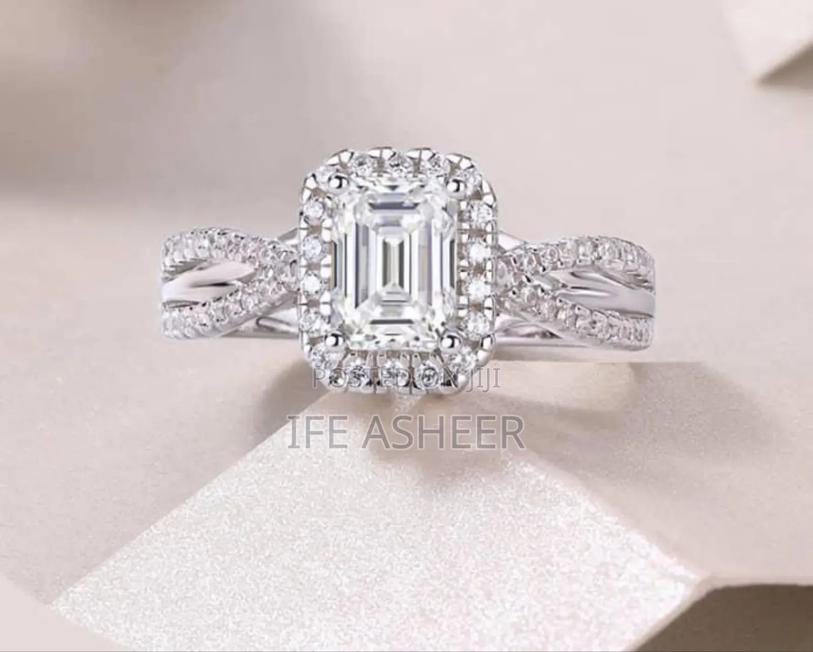 Mossanite Diamond Stone Silver Proposal Ring MD 010 - Silver