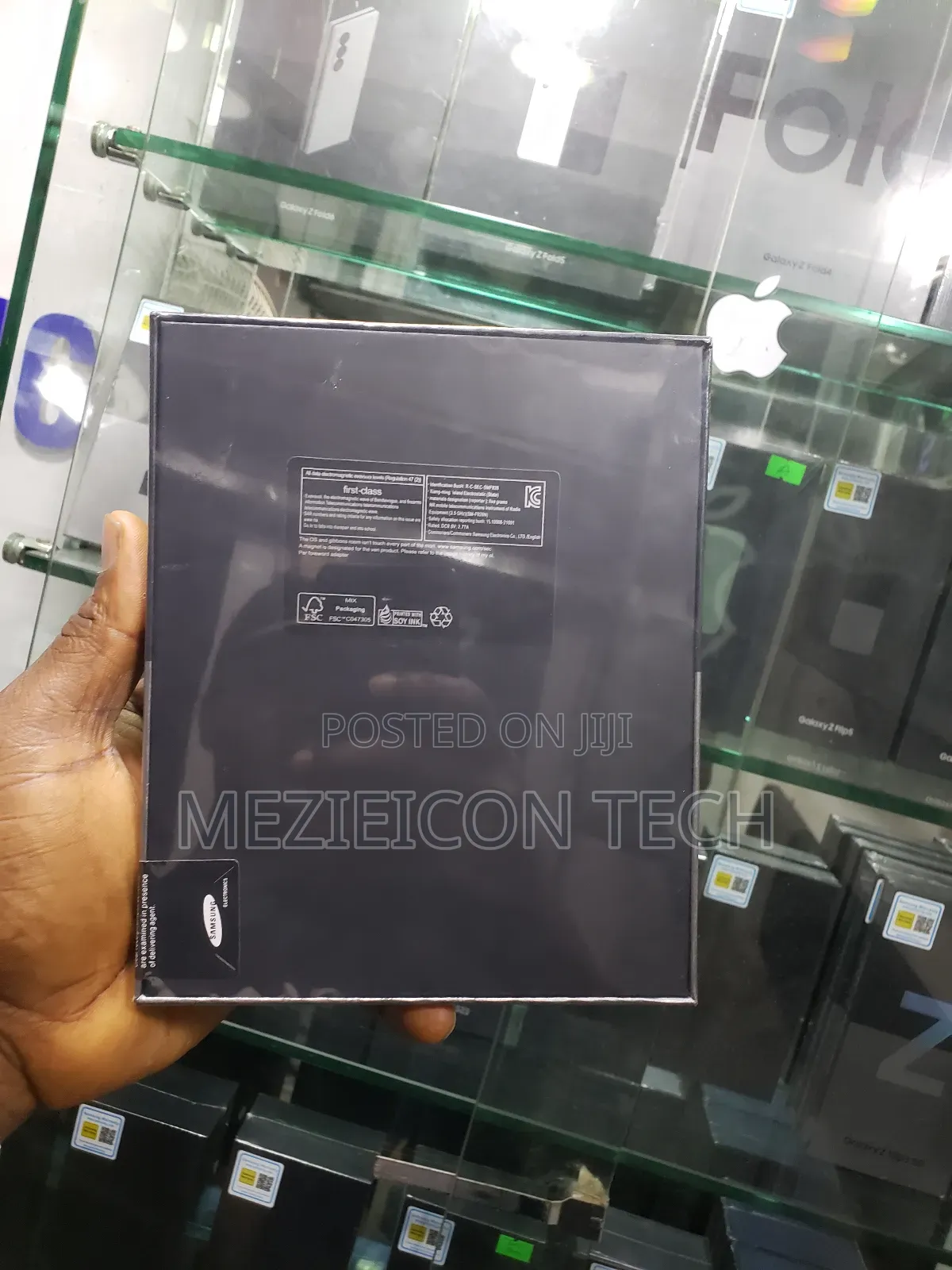 New Samsung Galaxy Z Fold 3 256 GB Black