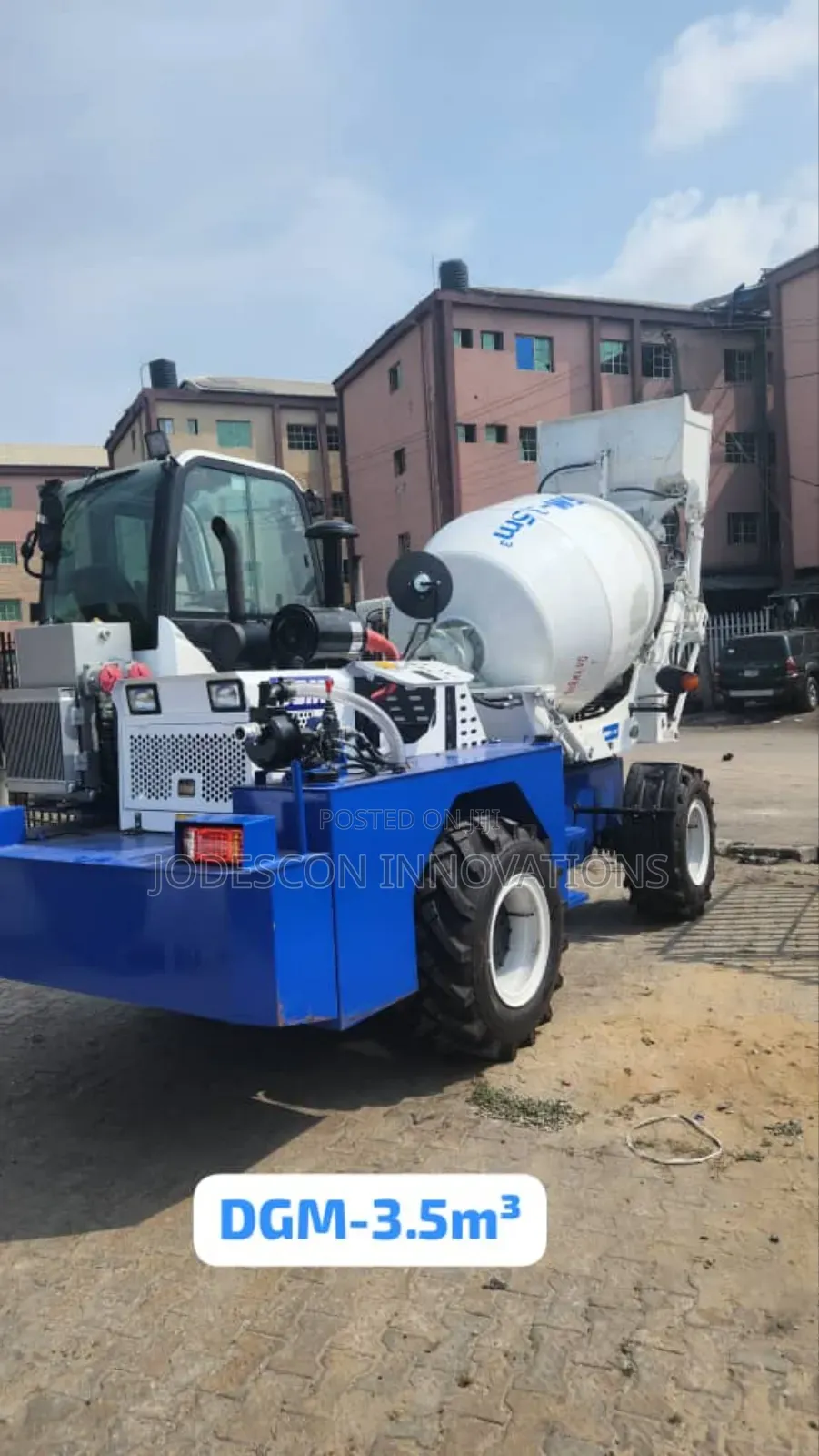 Self Loader Concrete Mixer Truck
