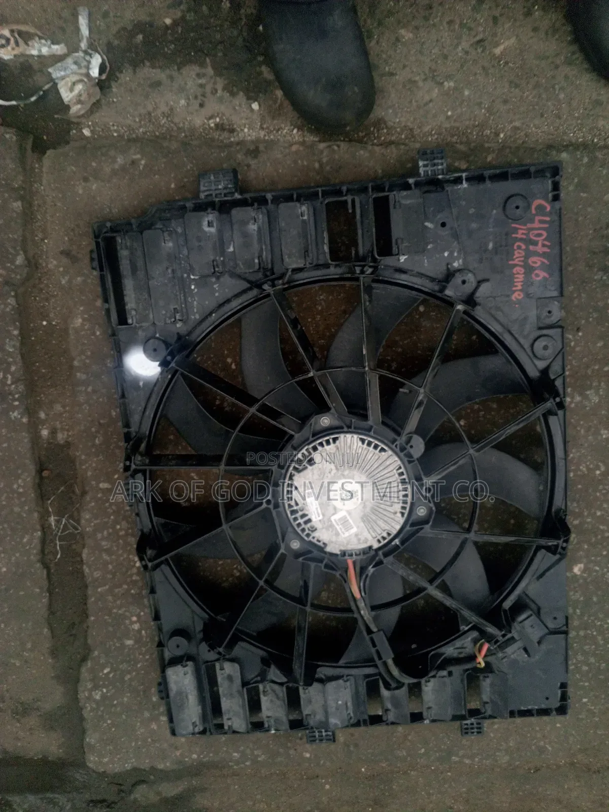Radiator Fan for Porsche Cayenne Touareg 2013