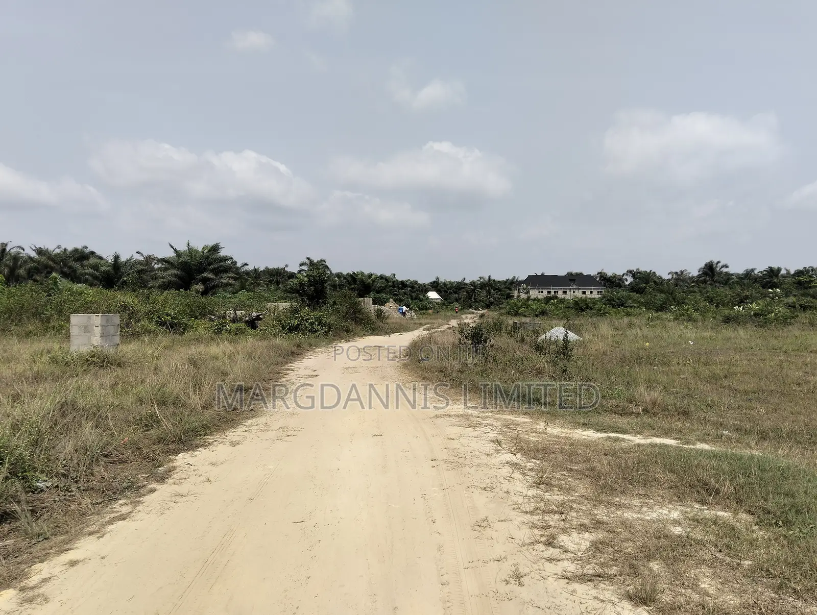 For Sale, Fenced 37 Acres 2 Bay Warehouse, Ota Road, Ogun