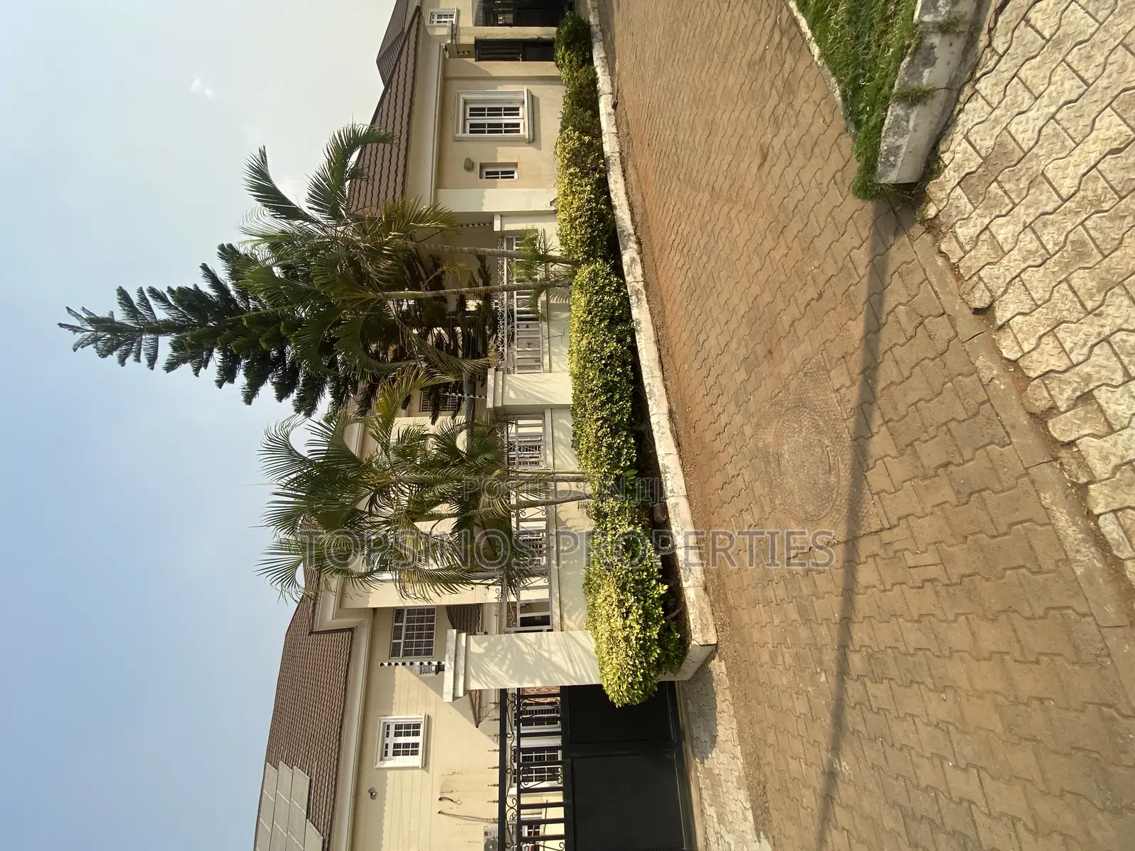 6bdrm Duplex in Katampe Extension for rent