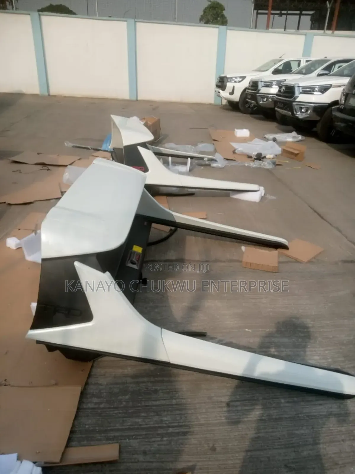 Back Cover for Toyota Hilux and TRD Spoiler