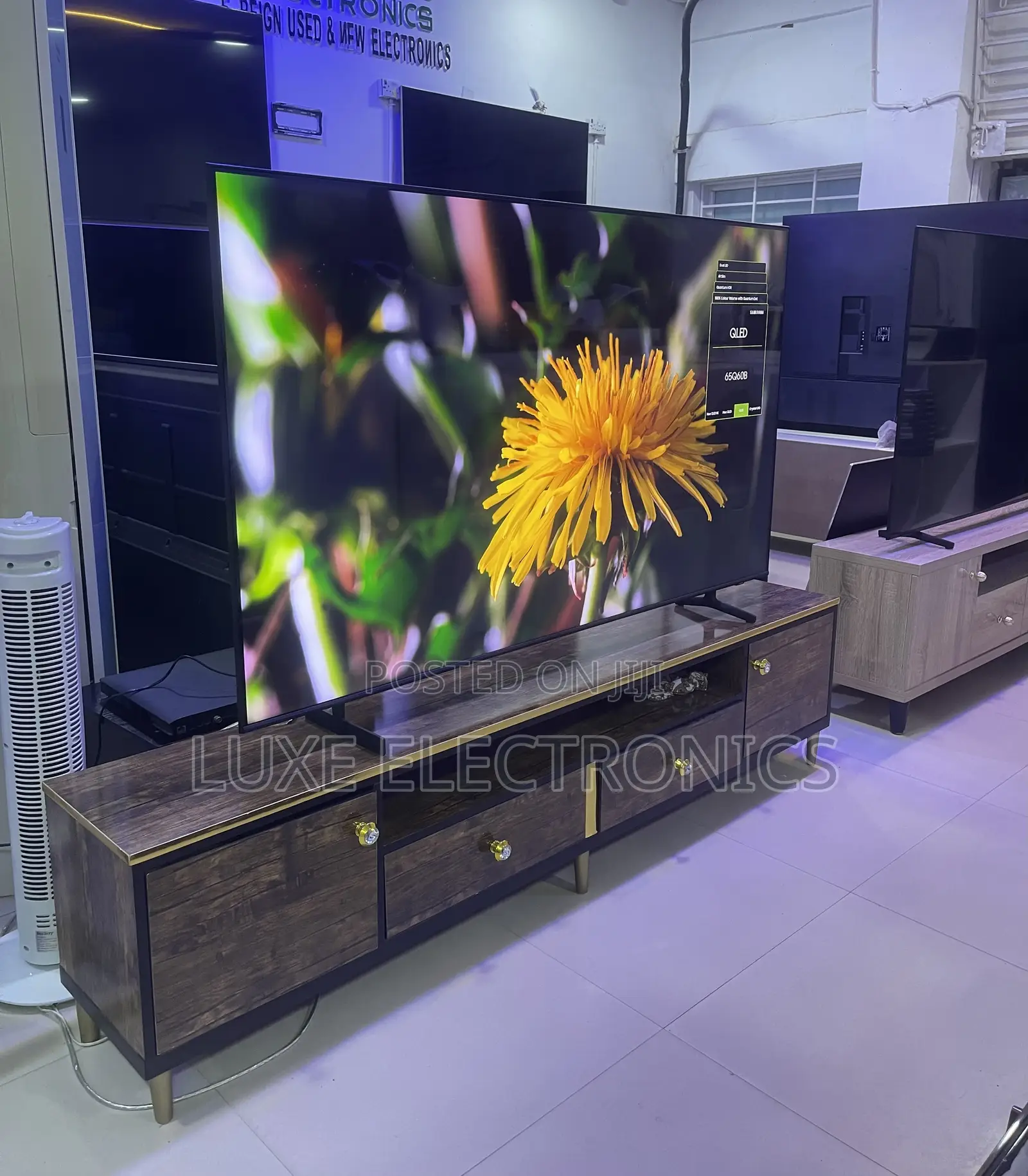 Samsung 65 Inches Airslim Qled 2023 Model Smart Tv Uk Model
