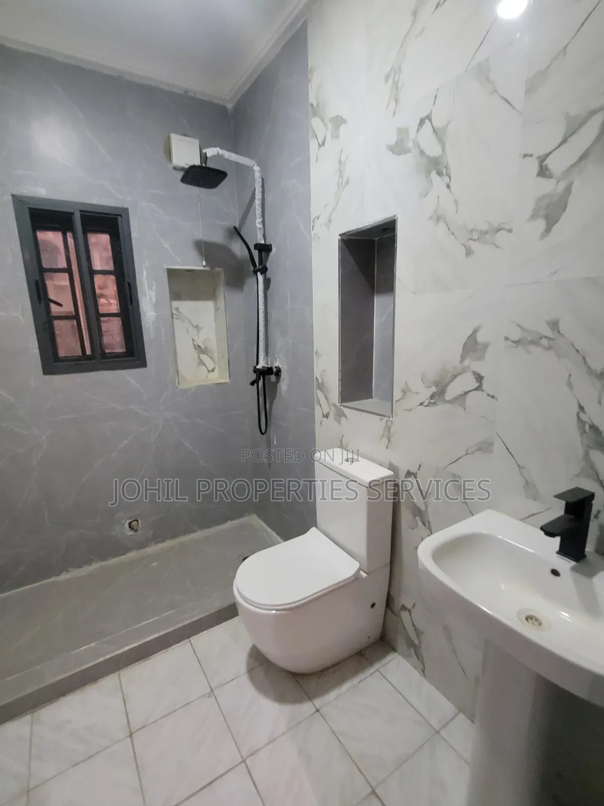 4bdrm Duplex in Guzape District for sale