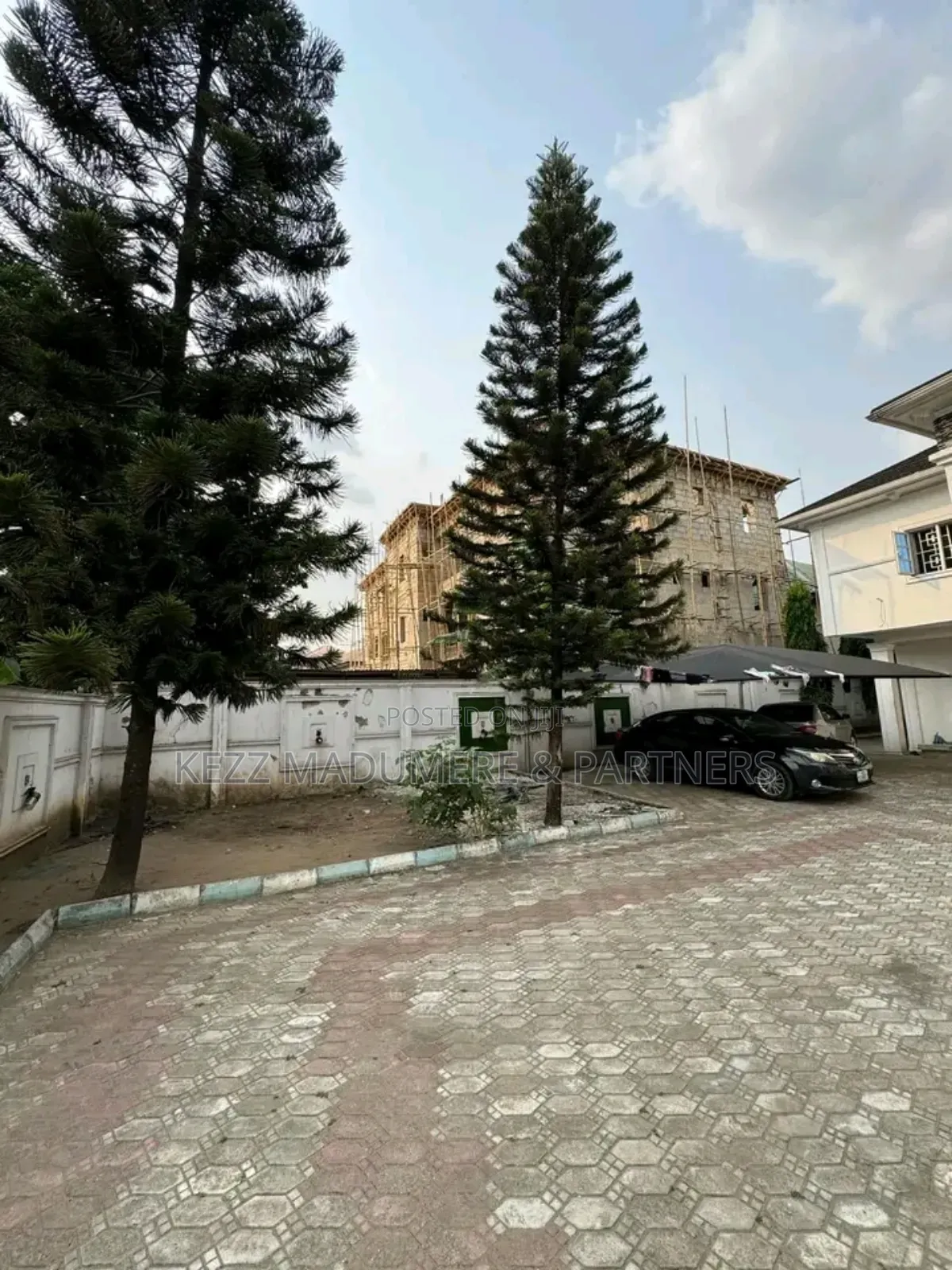 9bdrm Duplex in Rumudara , Port, Rumuodara for sale
