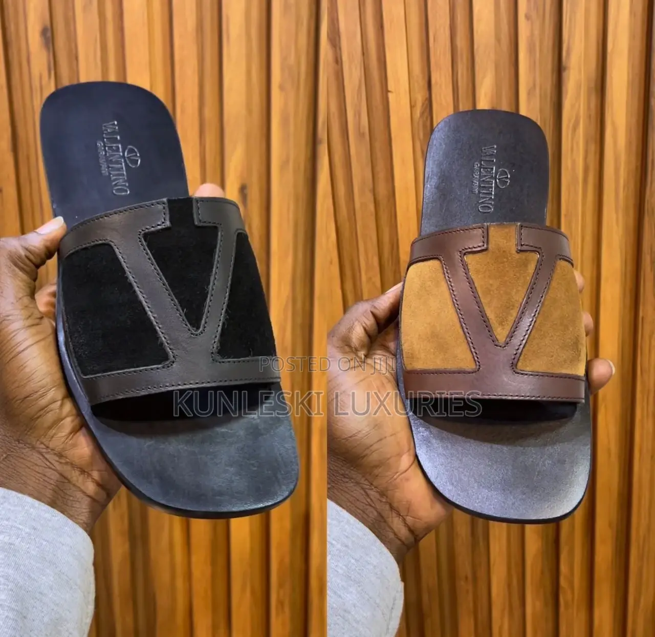 Original Valentino Garavani Leather Viva Superstar Slippers