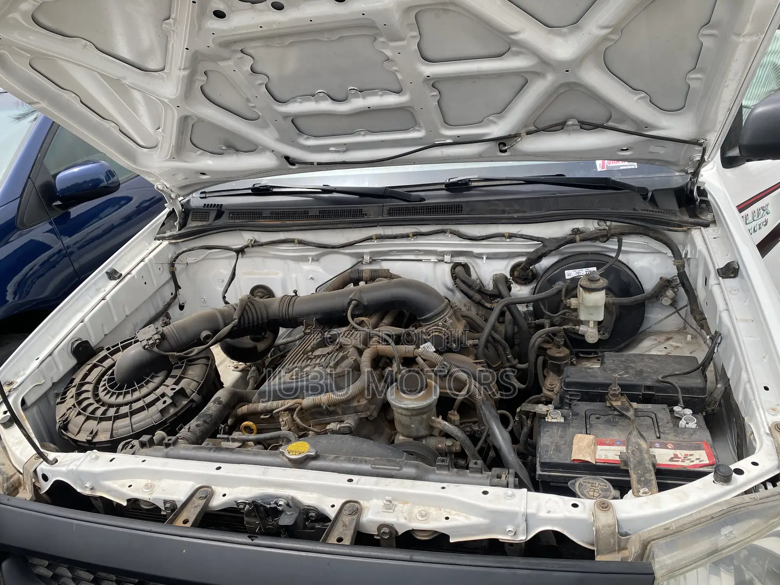 Toyota Hilux SR5 4x4 2014 White