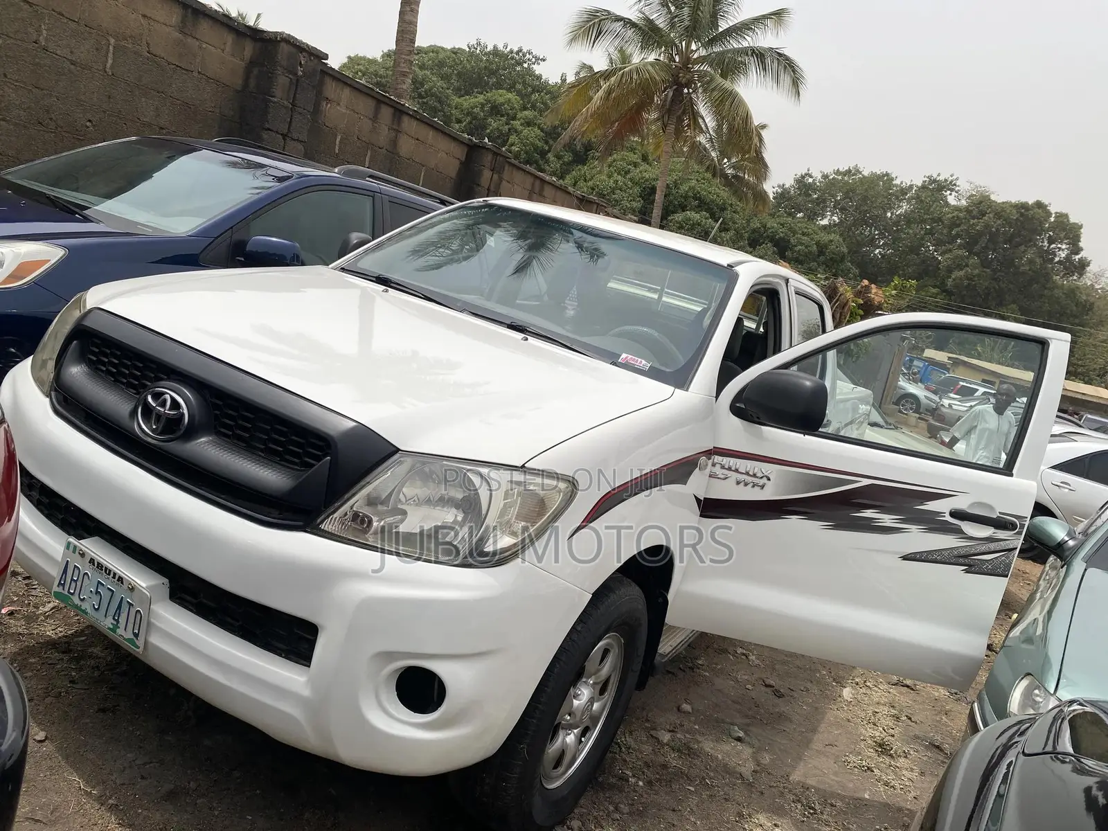 Toyota Hilux SR5 4x4 2014 White