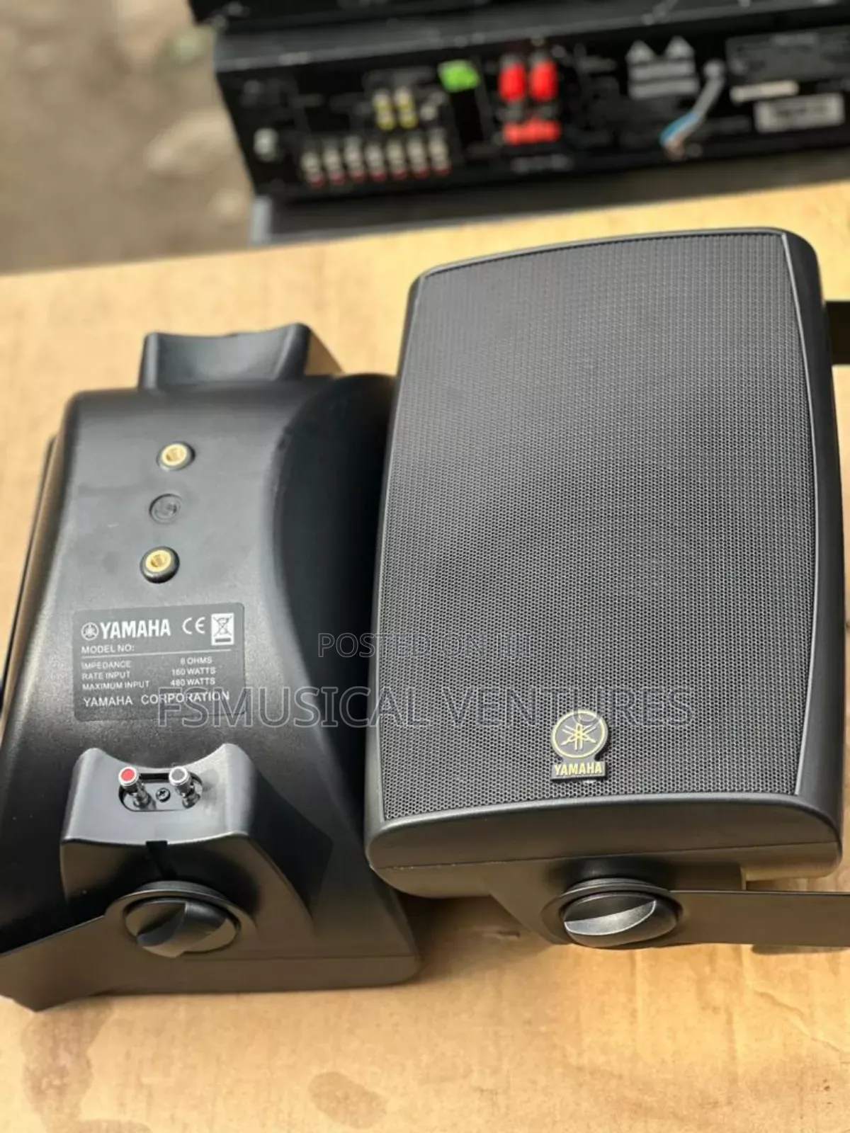Yamaha Outdoor Waterproof Hanging Speaker 130watts