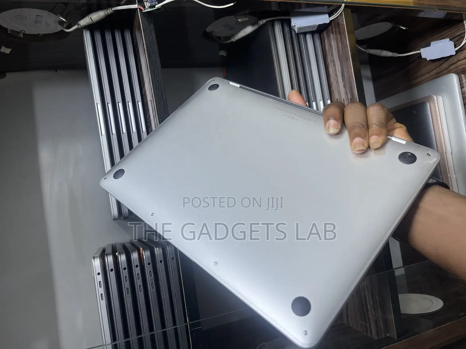 Laptop Apple MacBook Pro 2020 M1 8GB Apple M1 SSD 256GB