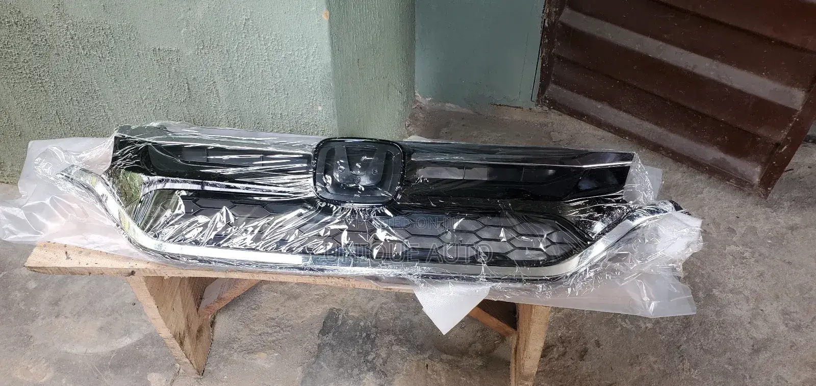 Front Grille 2016 Honda CRV