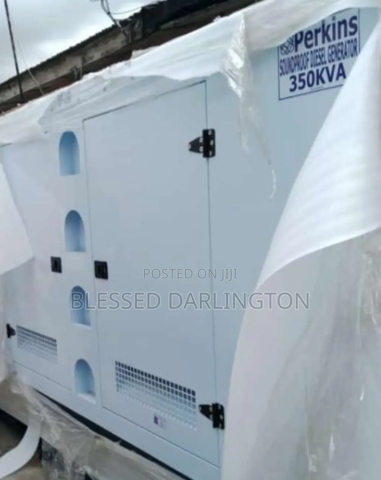 350kva High Quality Standard Perkins Soundproof Generator