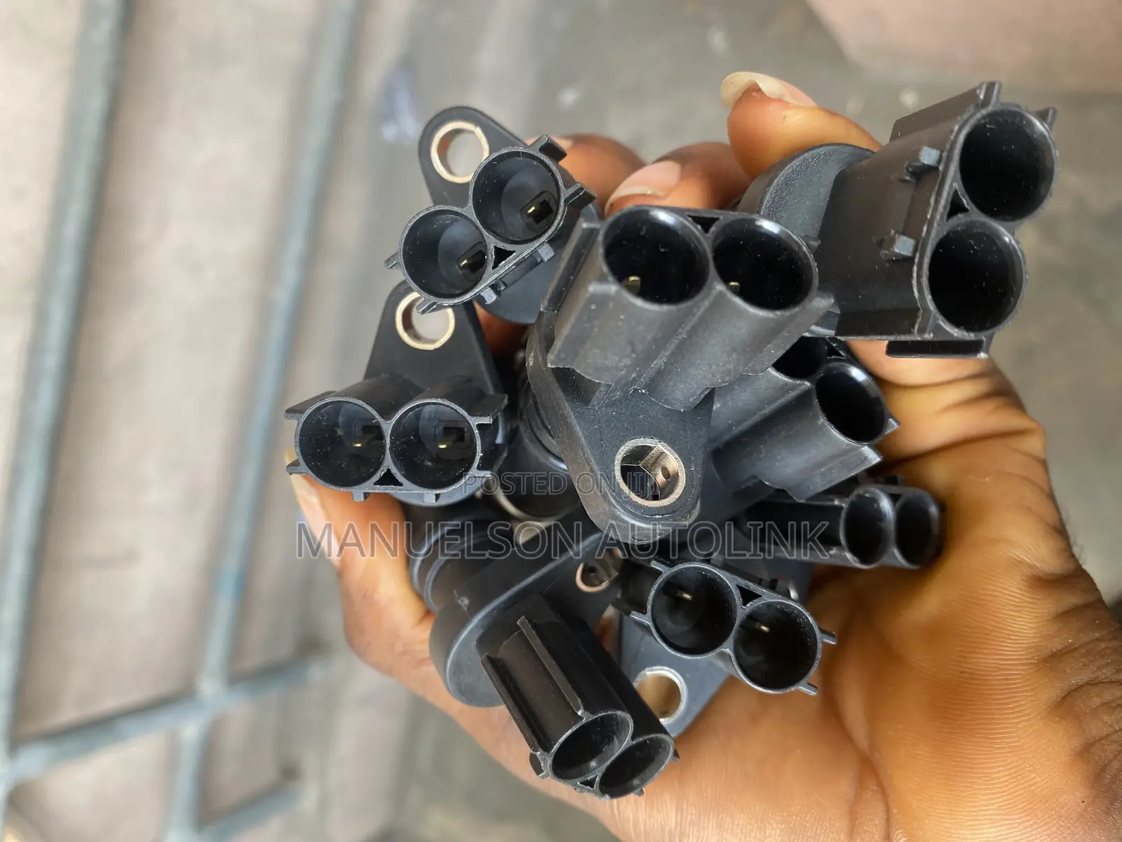 Crankshaft Sensor for Corolla,Rav4,Avensis,Yaris