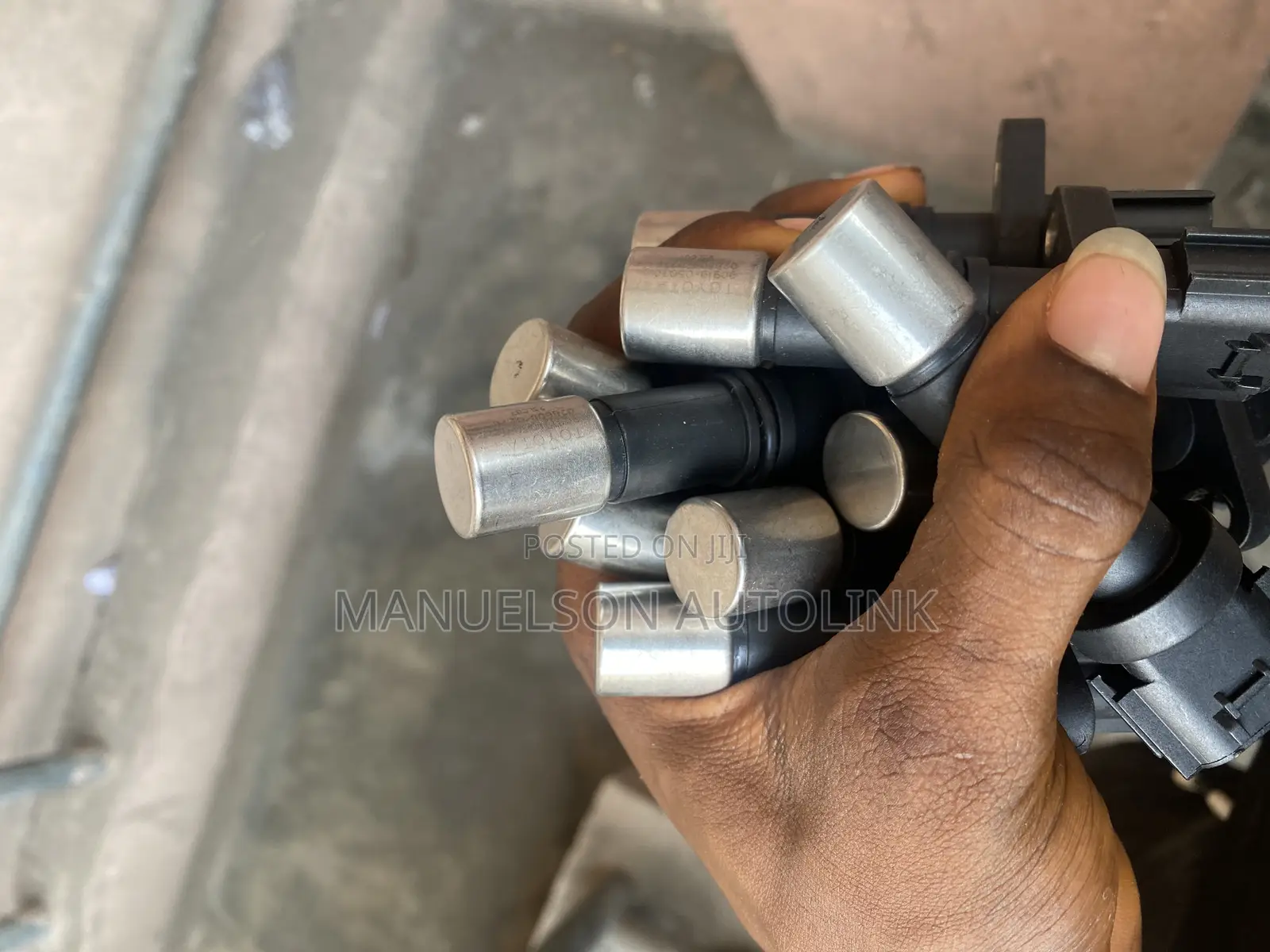 Crankshaft Sensor for Corolla,Rav4,Avensis,Yaris