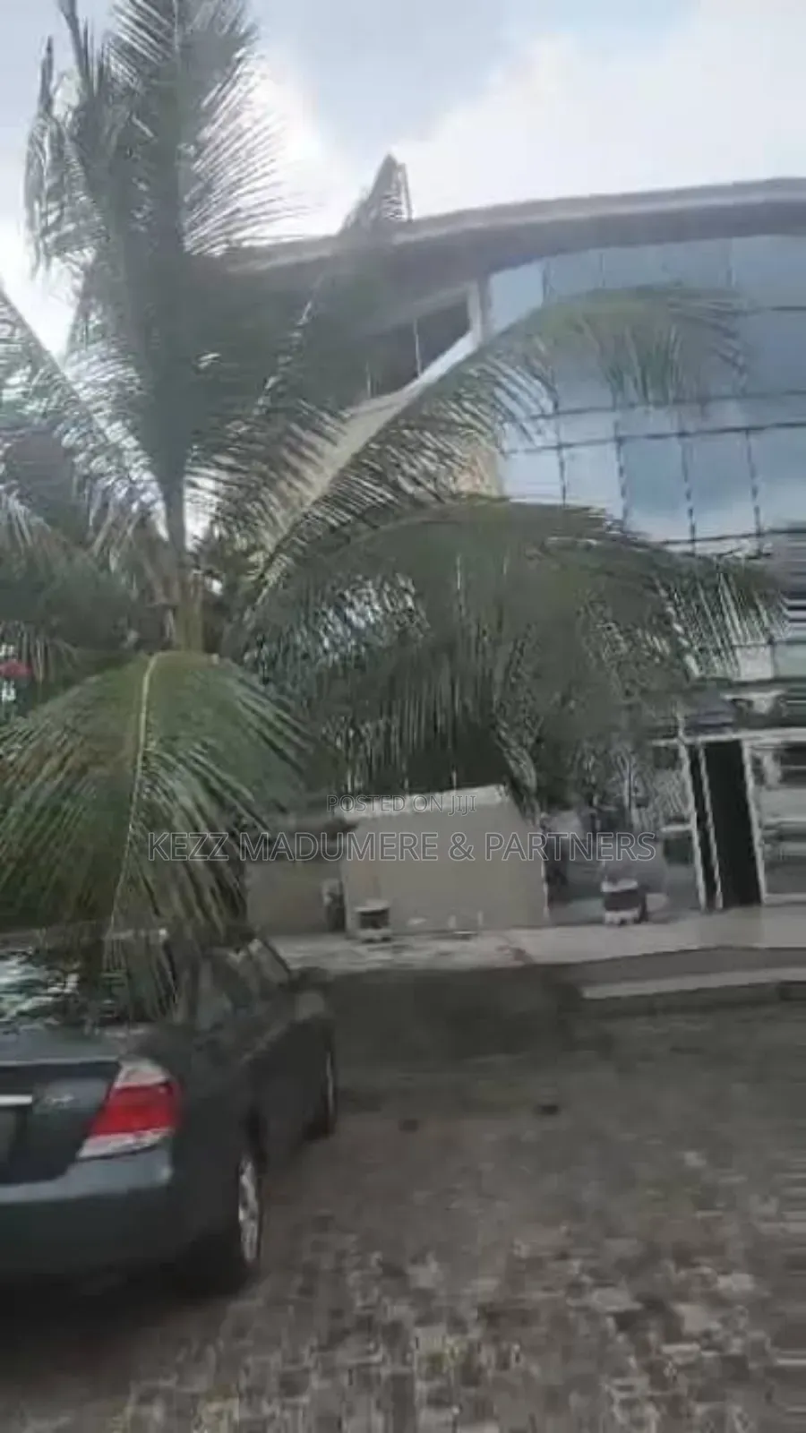For Sale:Purposefully Built Well Equipped Hospital at Gra,Ph
