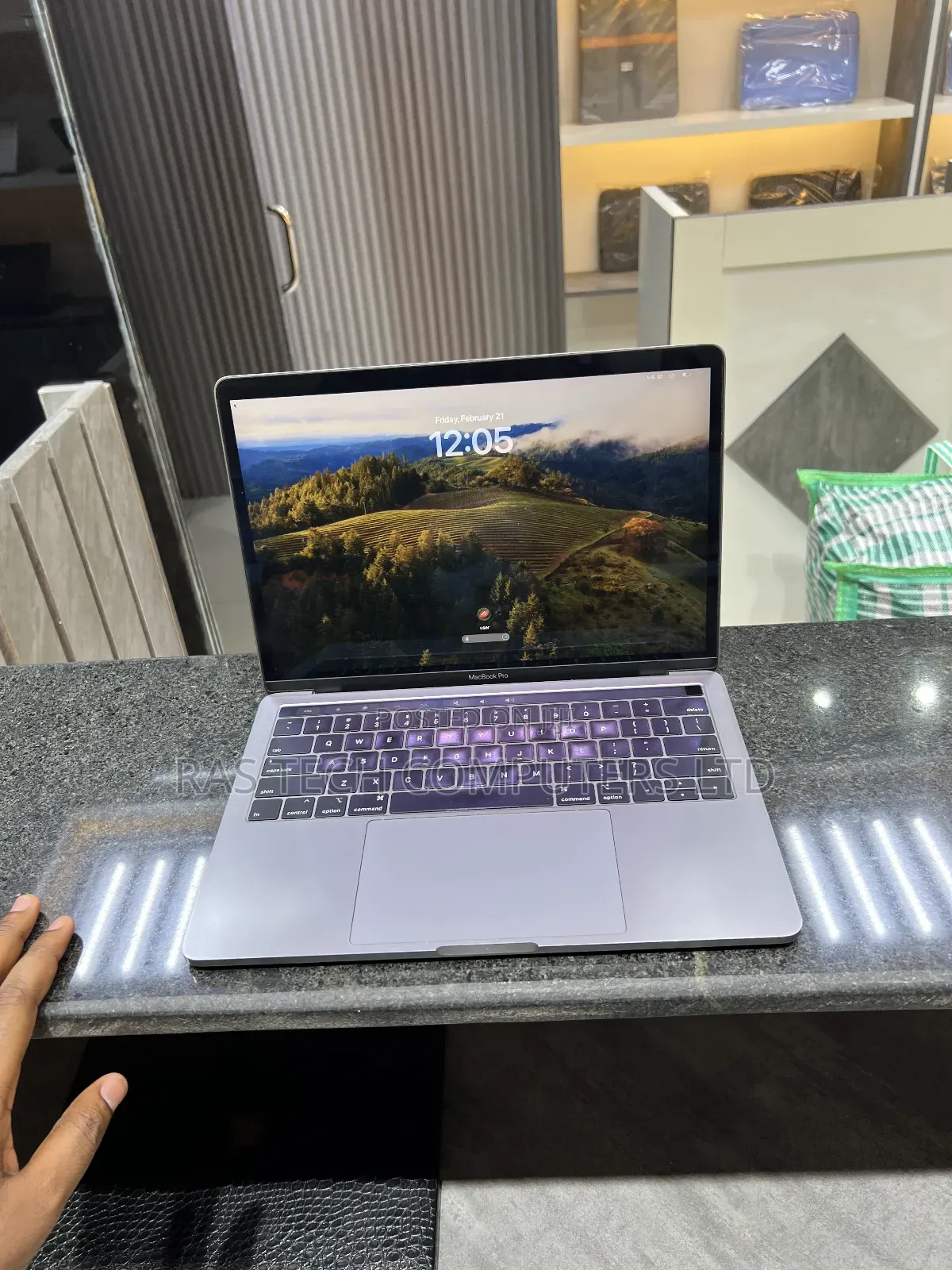 Laptop Apple MacBook Pro 2019 16GB Intel Core i7 SSD 512GB