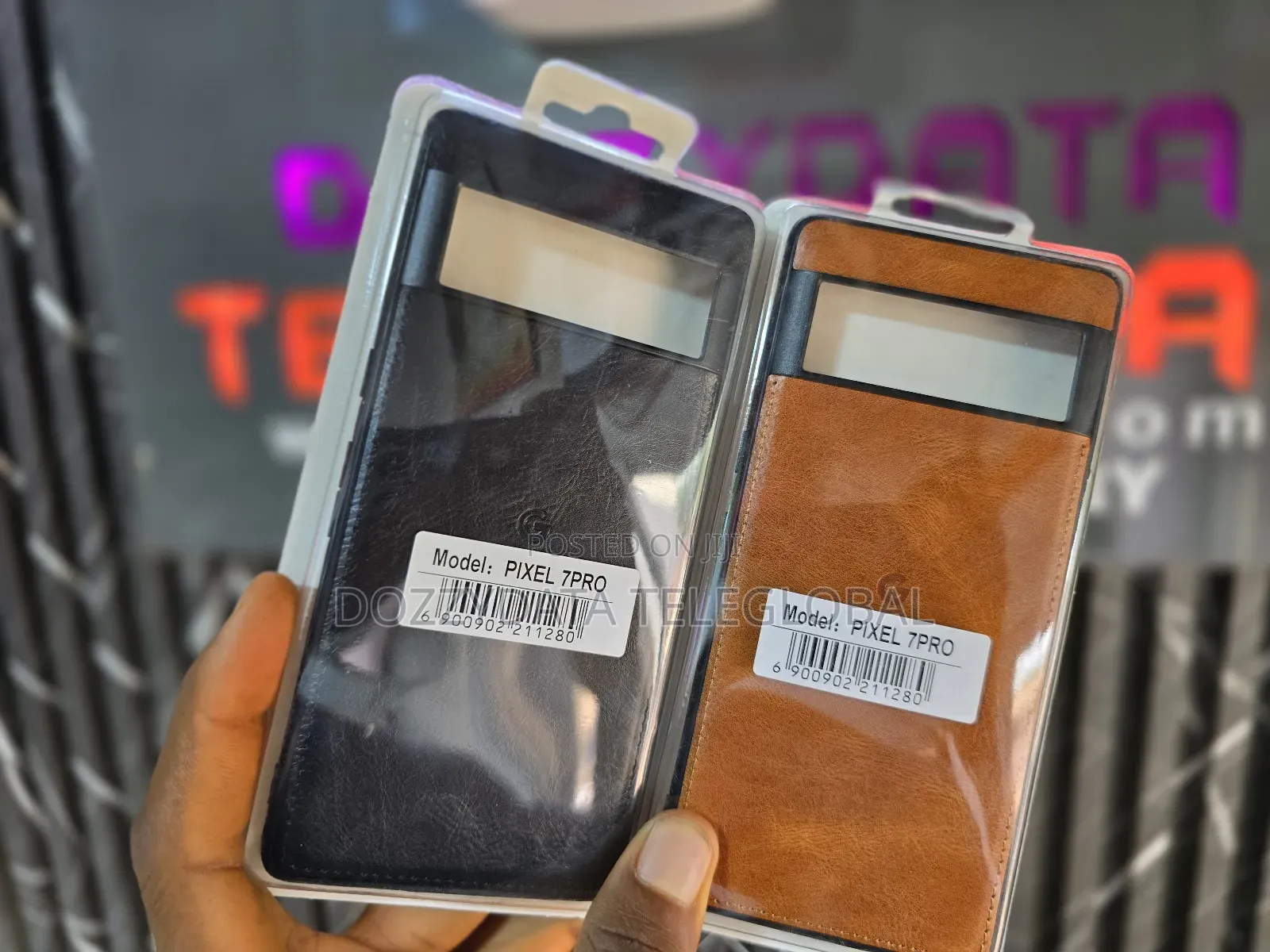 Google Pixel 7 Pro Leather Case (Black and Brown)