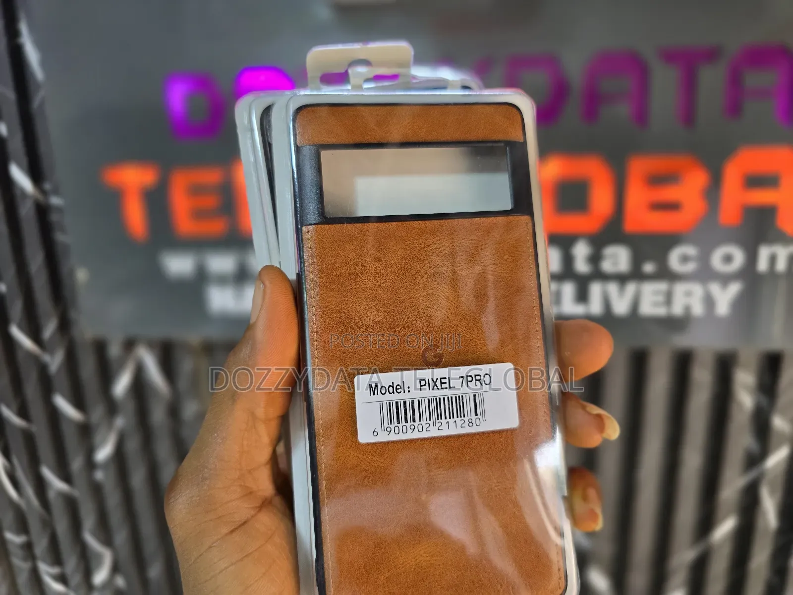 Google Pixel 7 Pro Leather Case (Black and Brown)