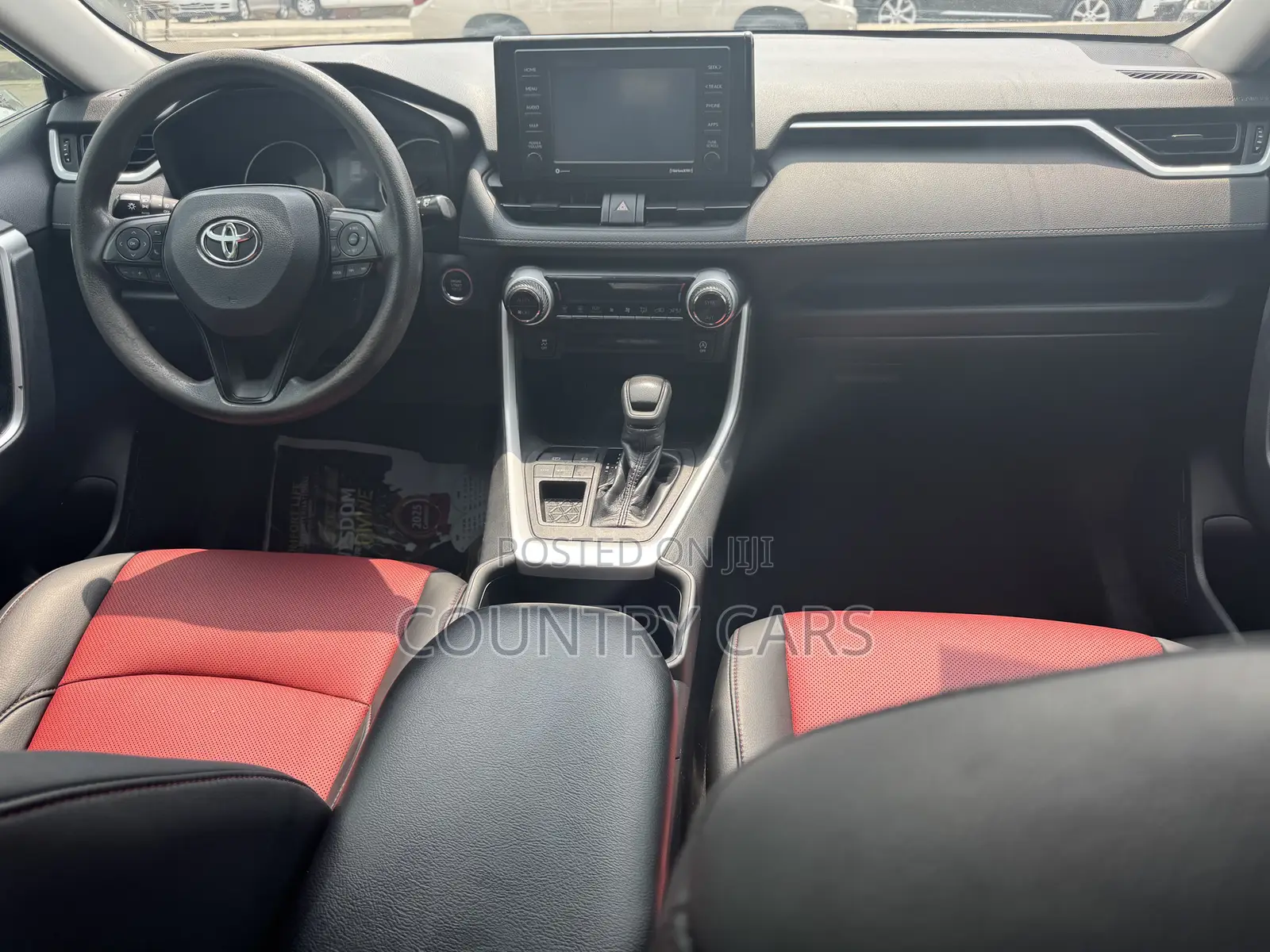 Toyota RAV4 XLE Premium 2021 Matt Black
