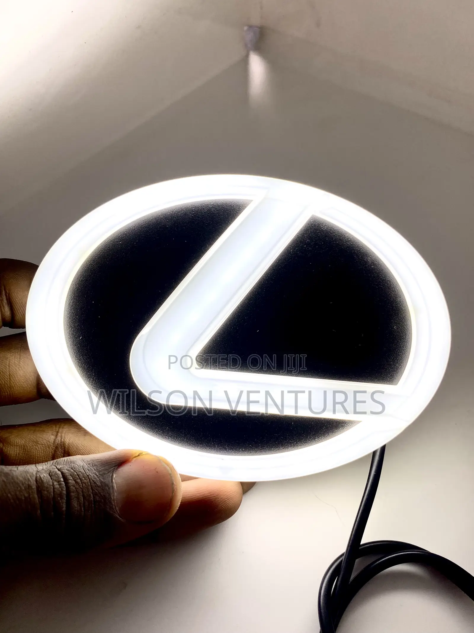 Lexus Led Front Grille Logo Light