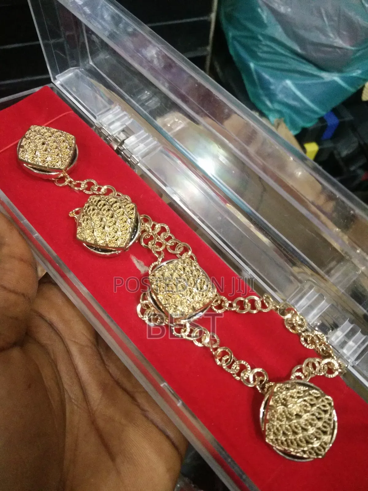 High Quality Native/Senators Wears Buttons With Chains