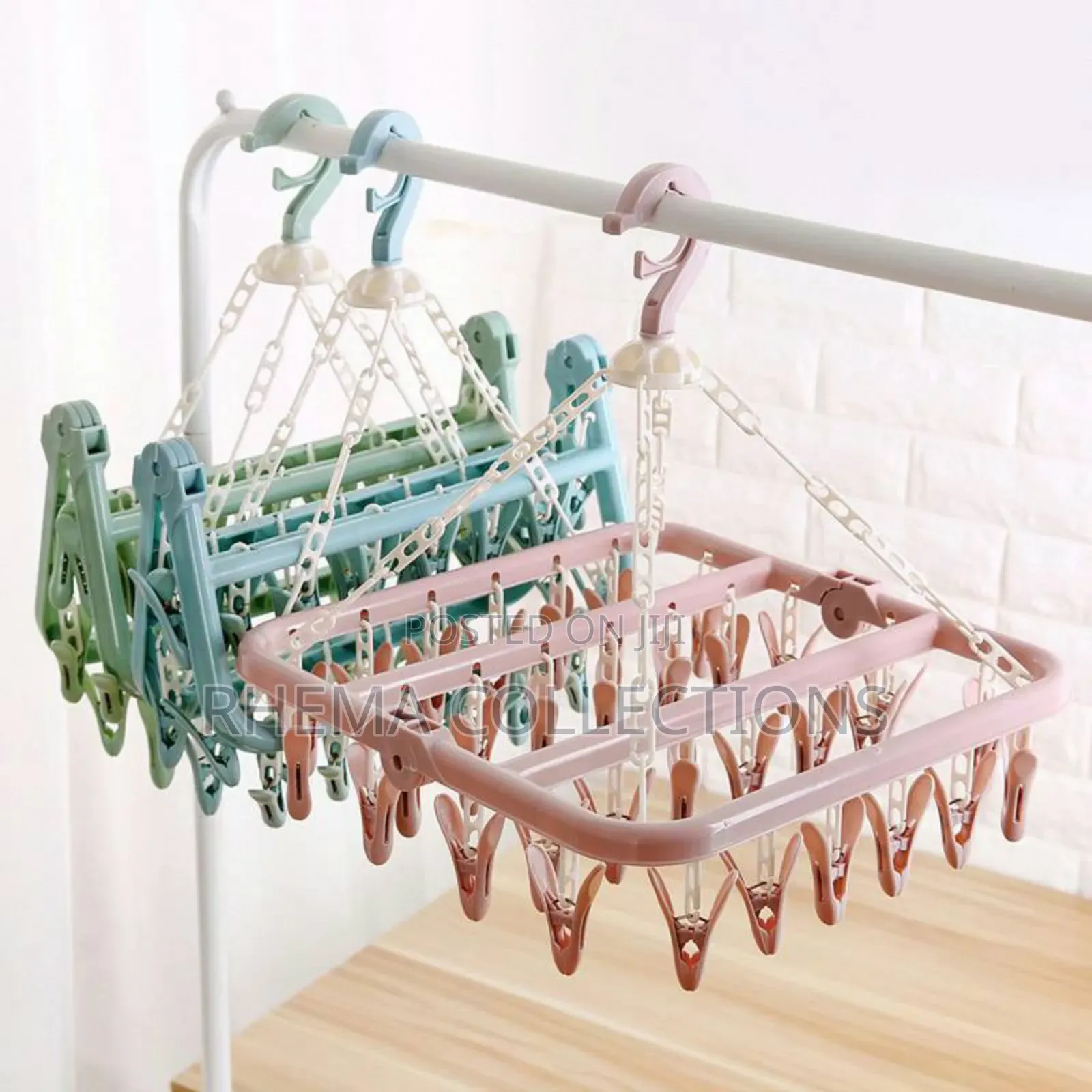 Socks,Pand and Bra Hanger With Pegs