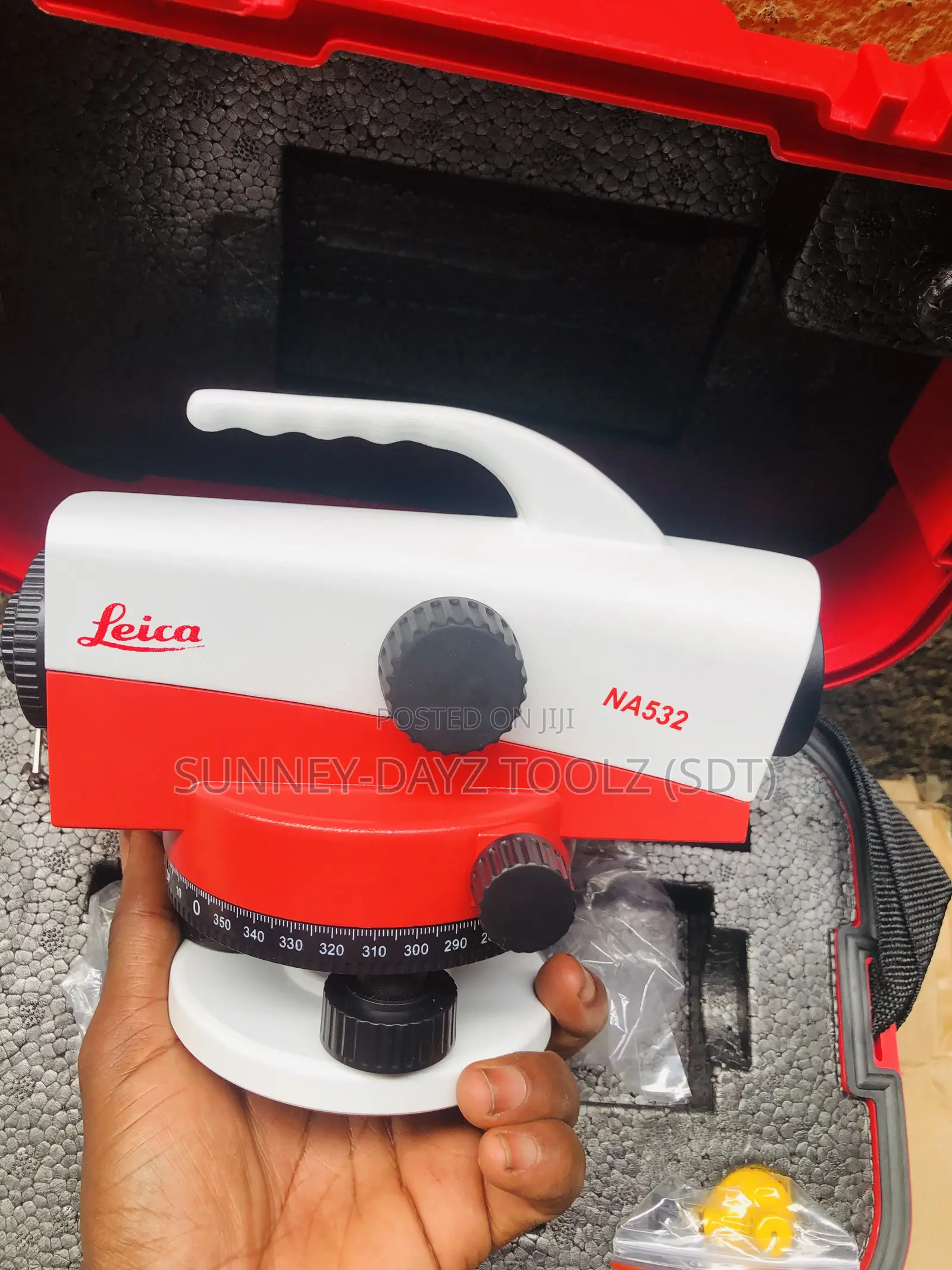 Leica Measuring Instrument