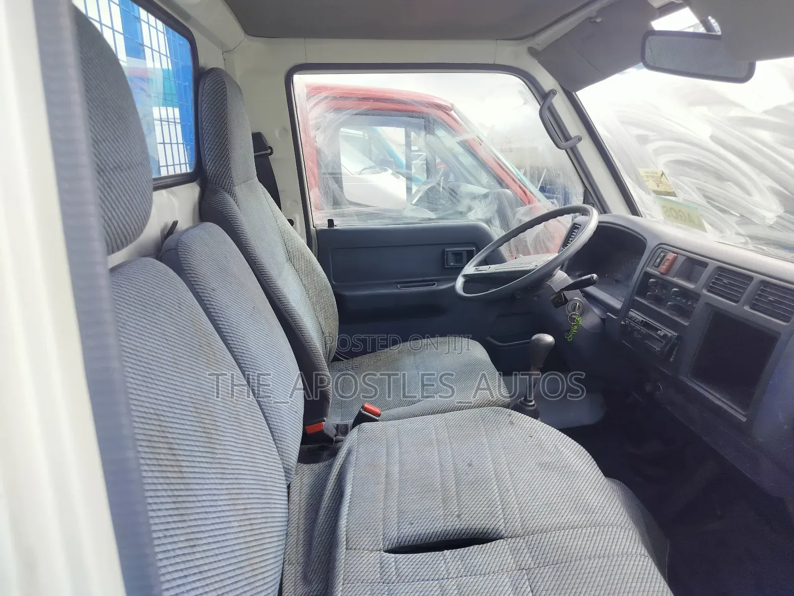 Toyota Dyna 100 Normal Hand