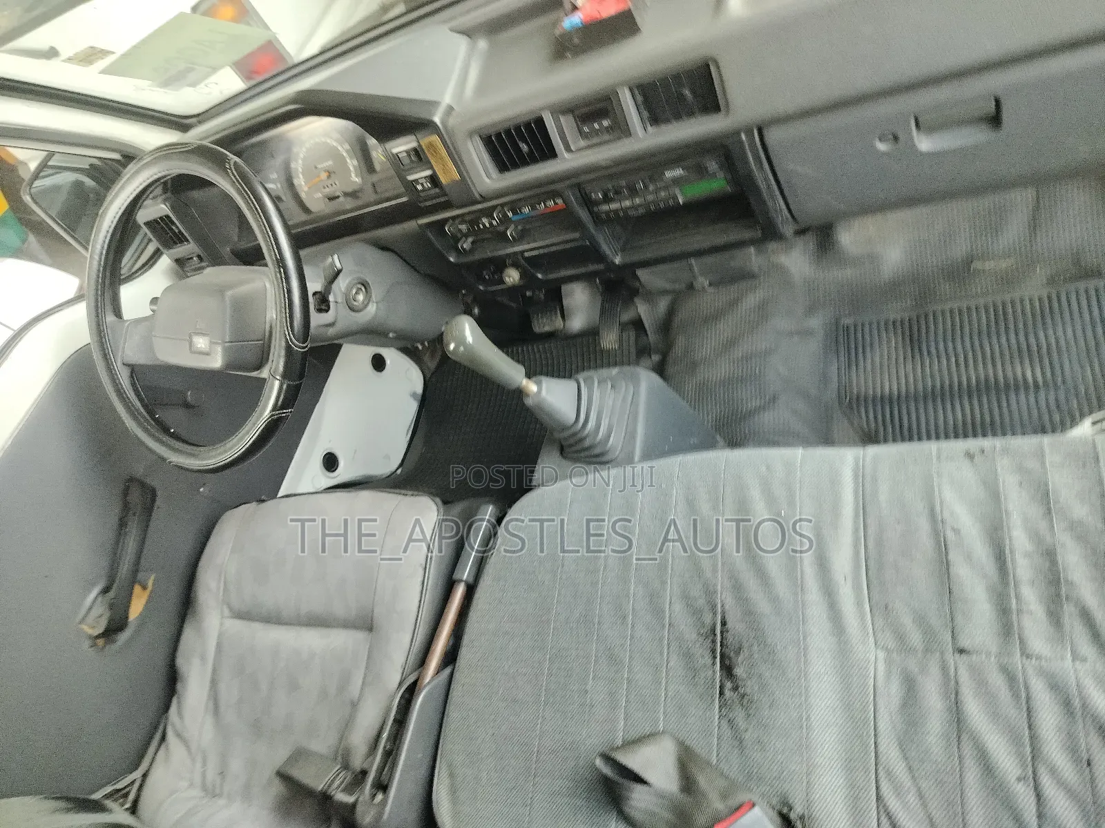 Mitsubishi L300 2008 White