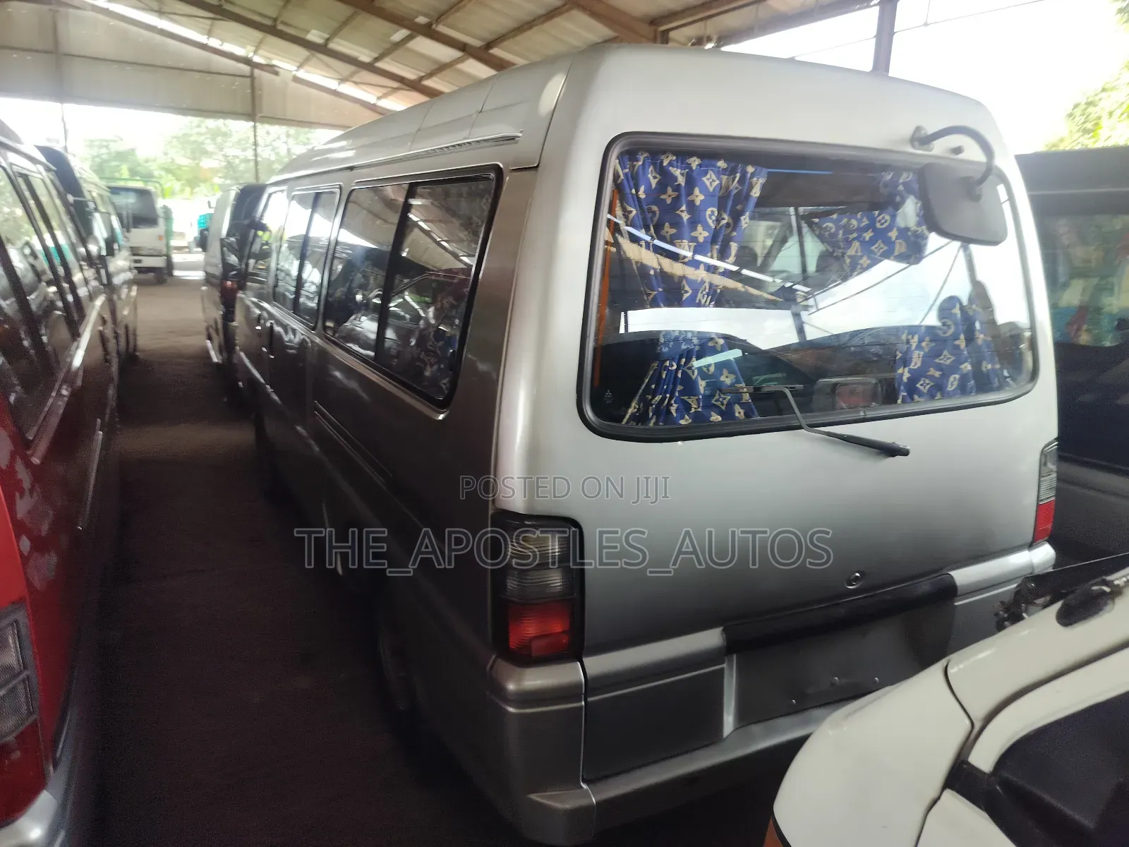 Mitsubishi Delica 2007 Grey