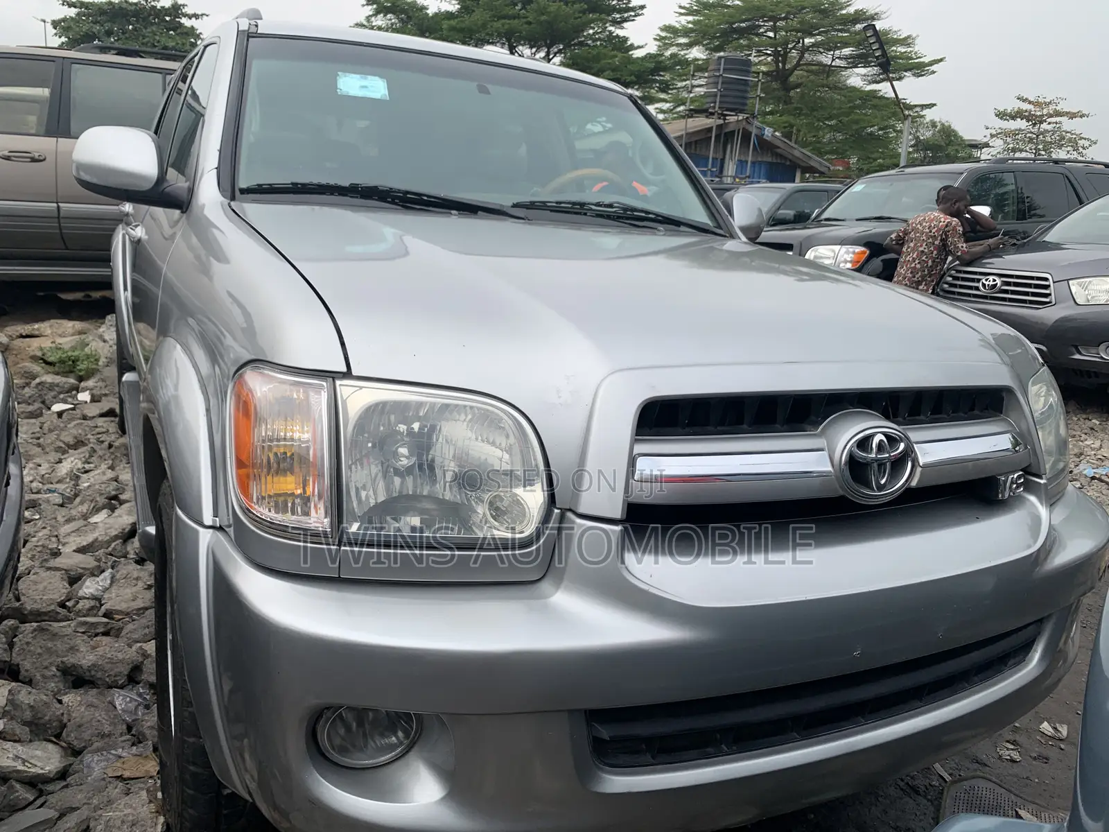 Toyota Sequoia 2007 Silver