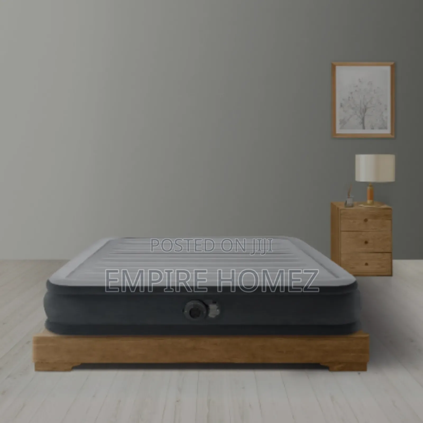 "Luxury Comfort: 13-Inch Queen-Size Inflatable Mattress