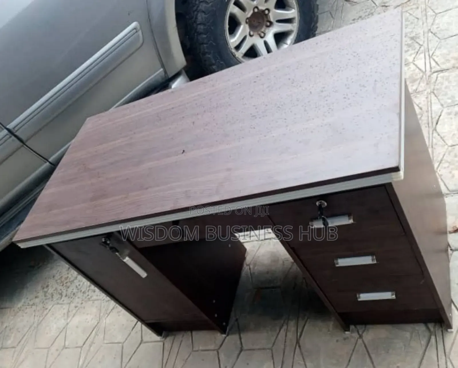 Secretary's Table for Use in Offices