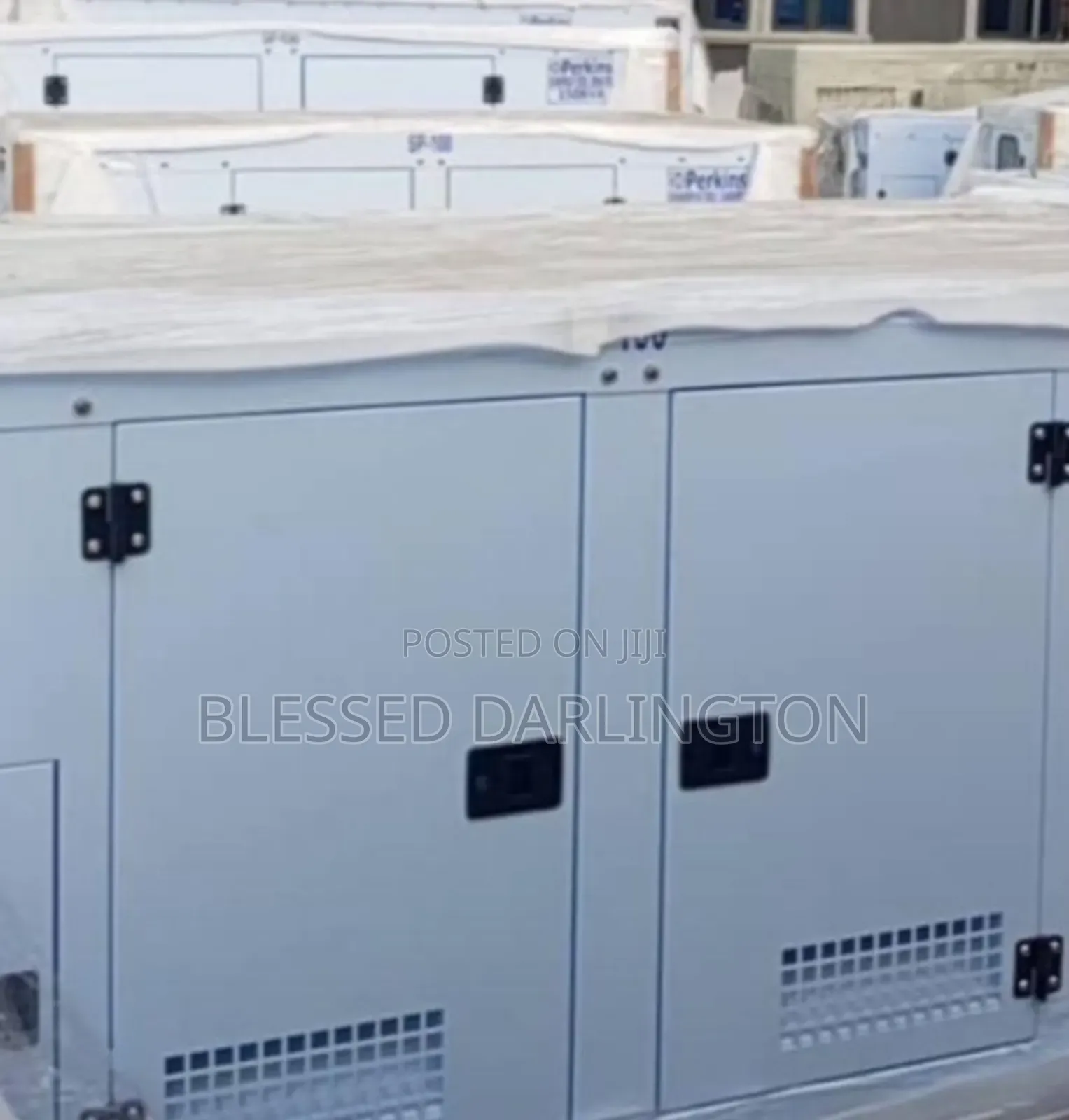 100kva England Soundproof Perkins Generator