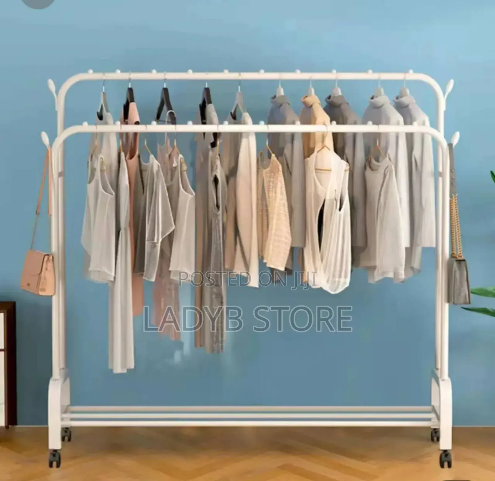 Double Cloth Hanger With Wheel