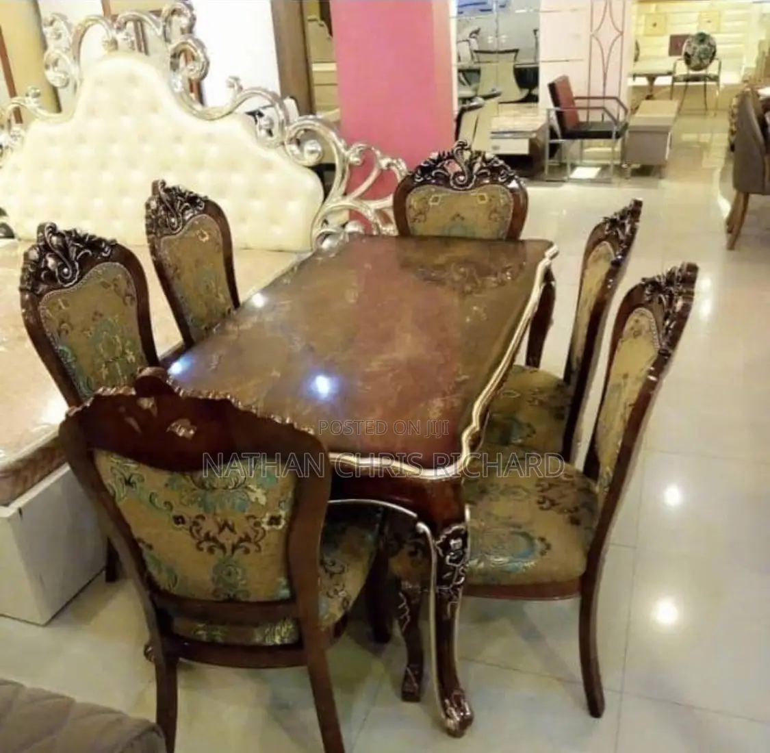 Royal 6 Seater Family Dynamic Dining