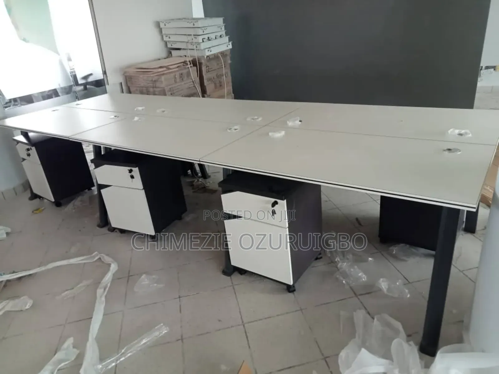 6 Seater White And Grey Workstation With Mobile Drawers