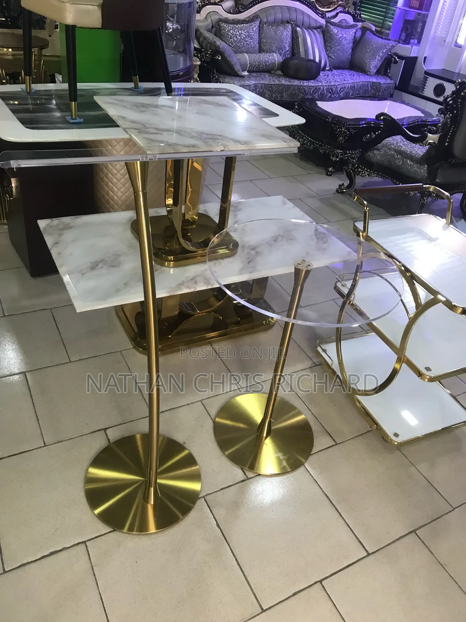 The United Foreign Gold Single Pole Pulpit