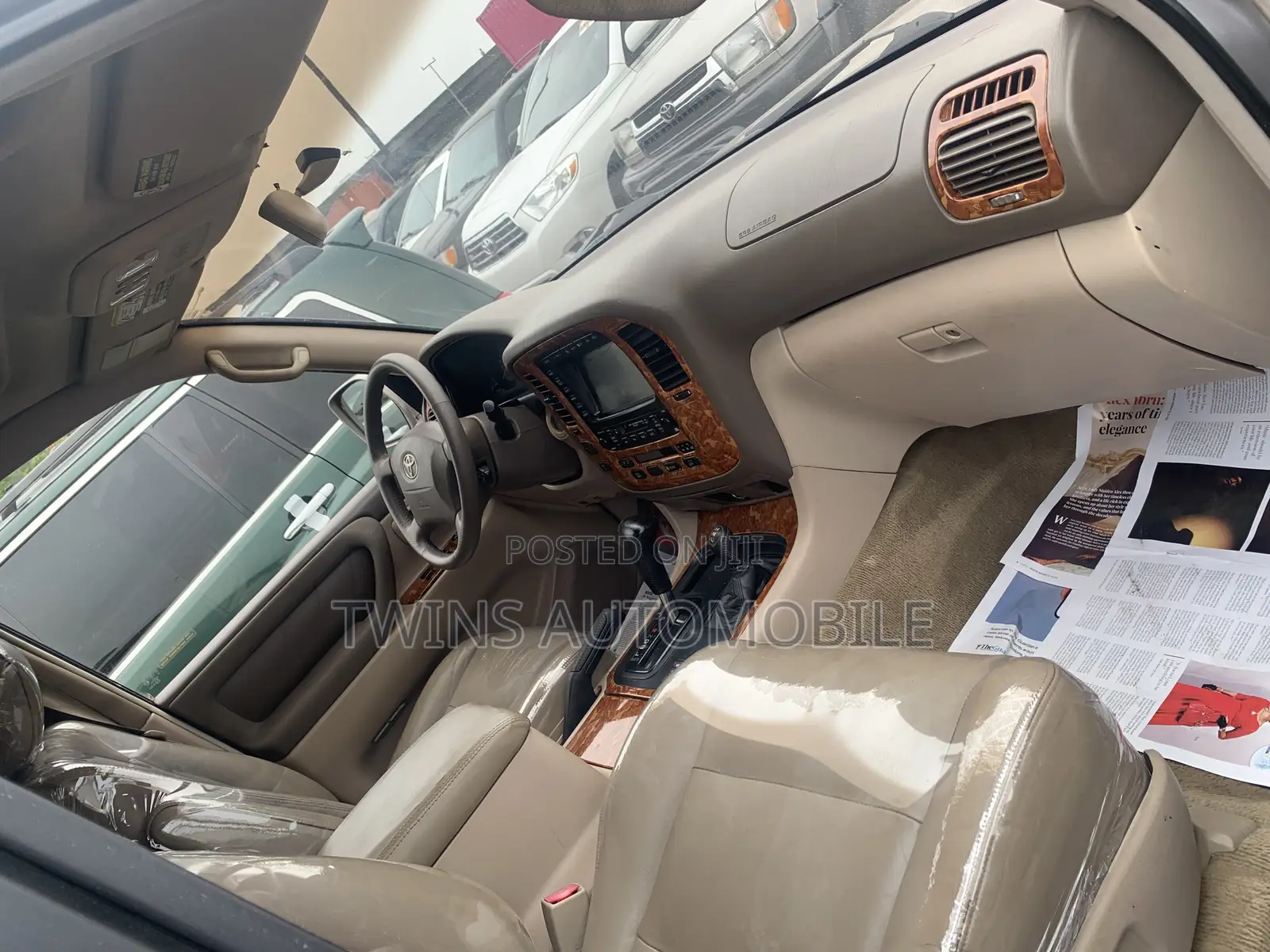 Toyota Land Cruiser 2004 Gray
