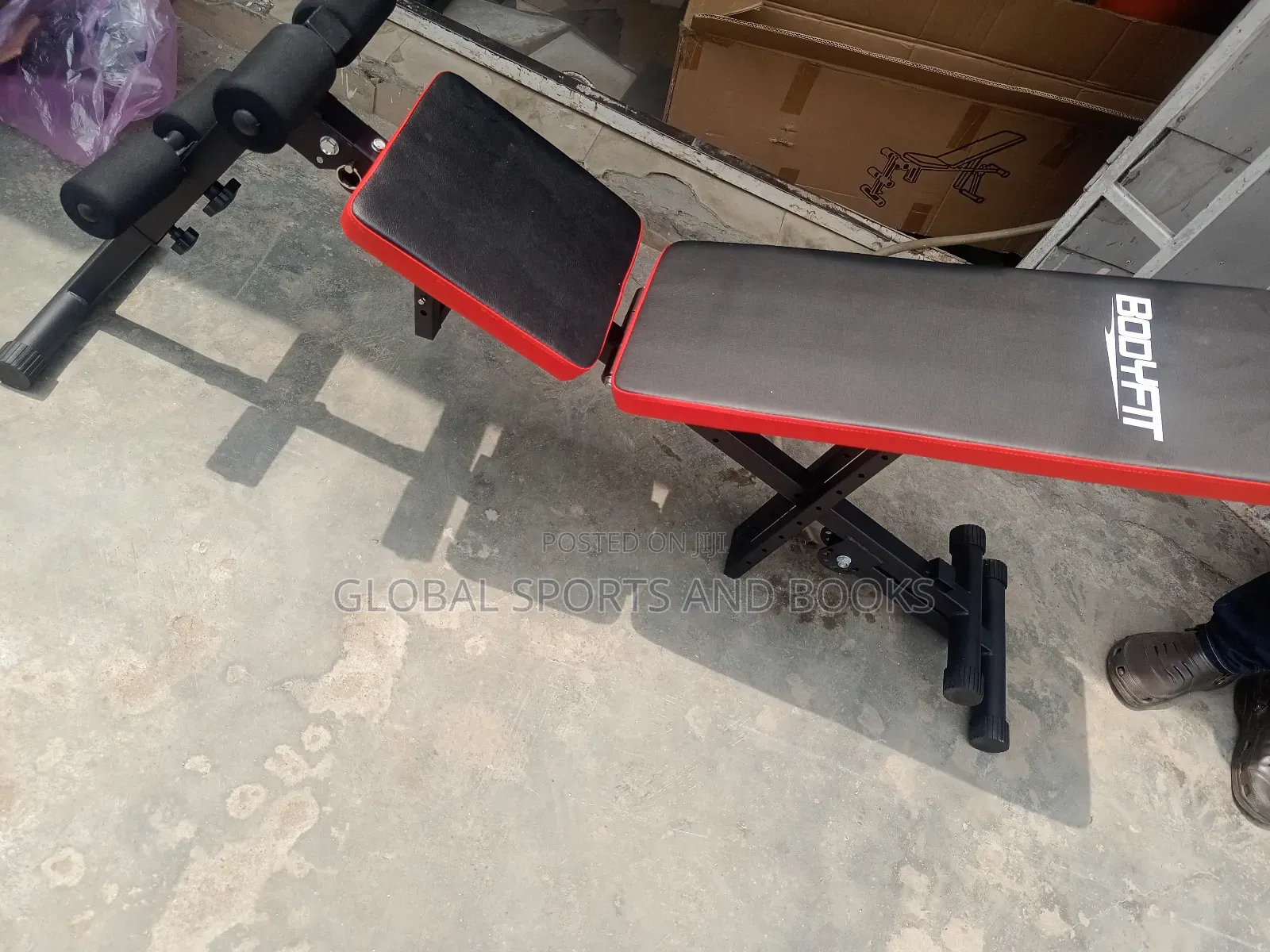Adjustable Situp Bench