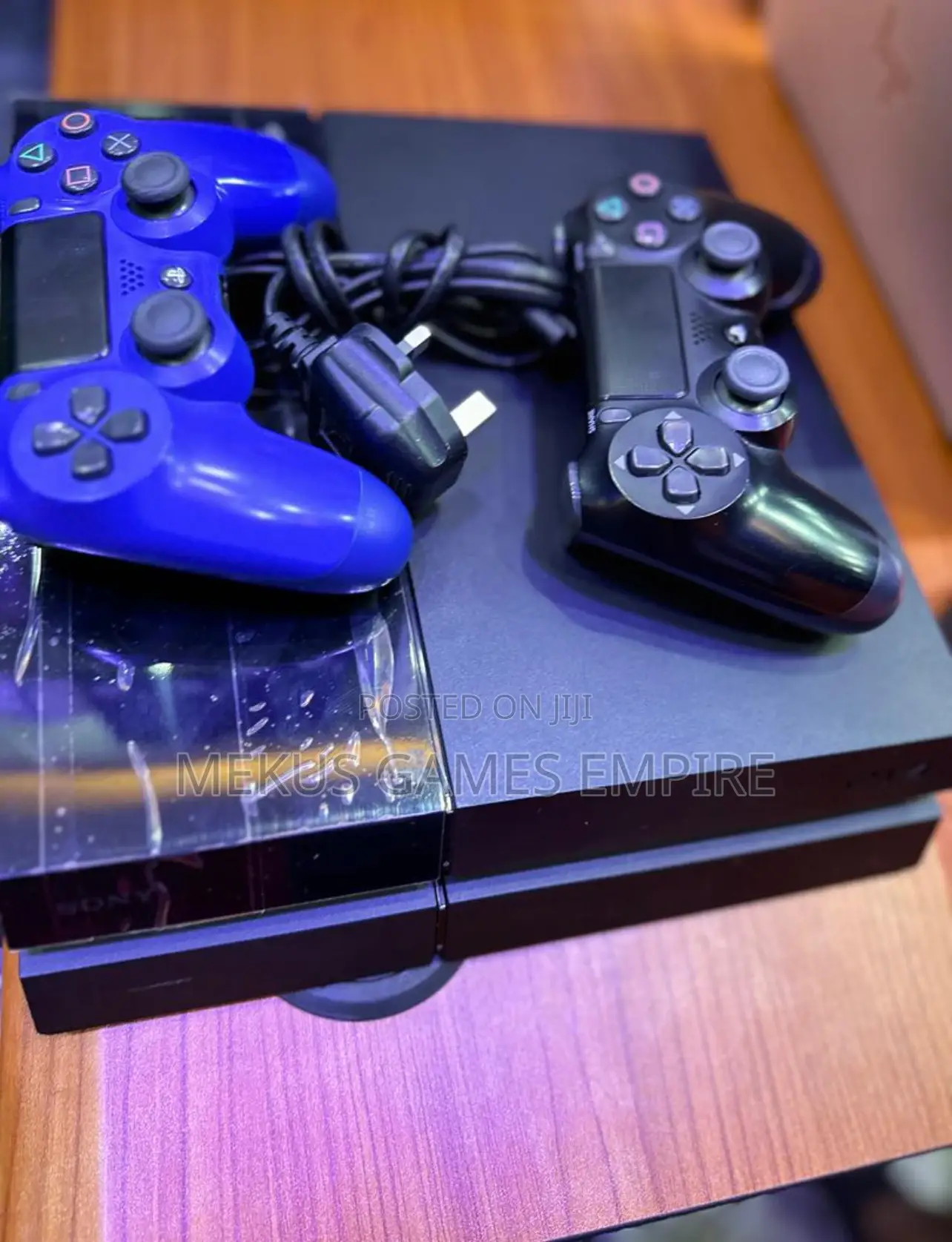 Ps4 Fat Low Version + 10 Games Installed Both Fc25 More