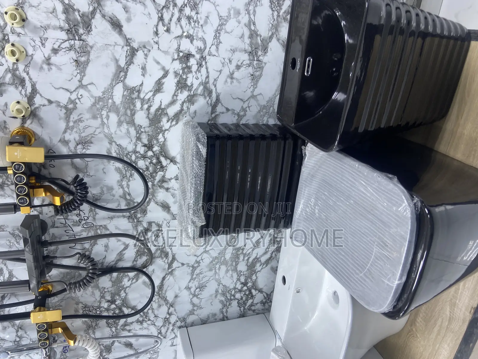 Executive Black Water Closet