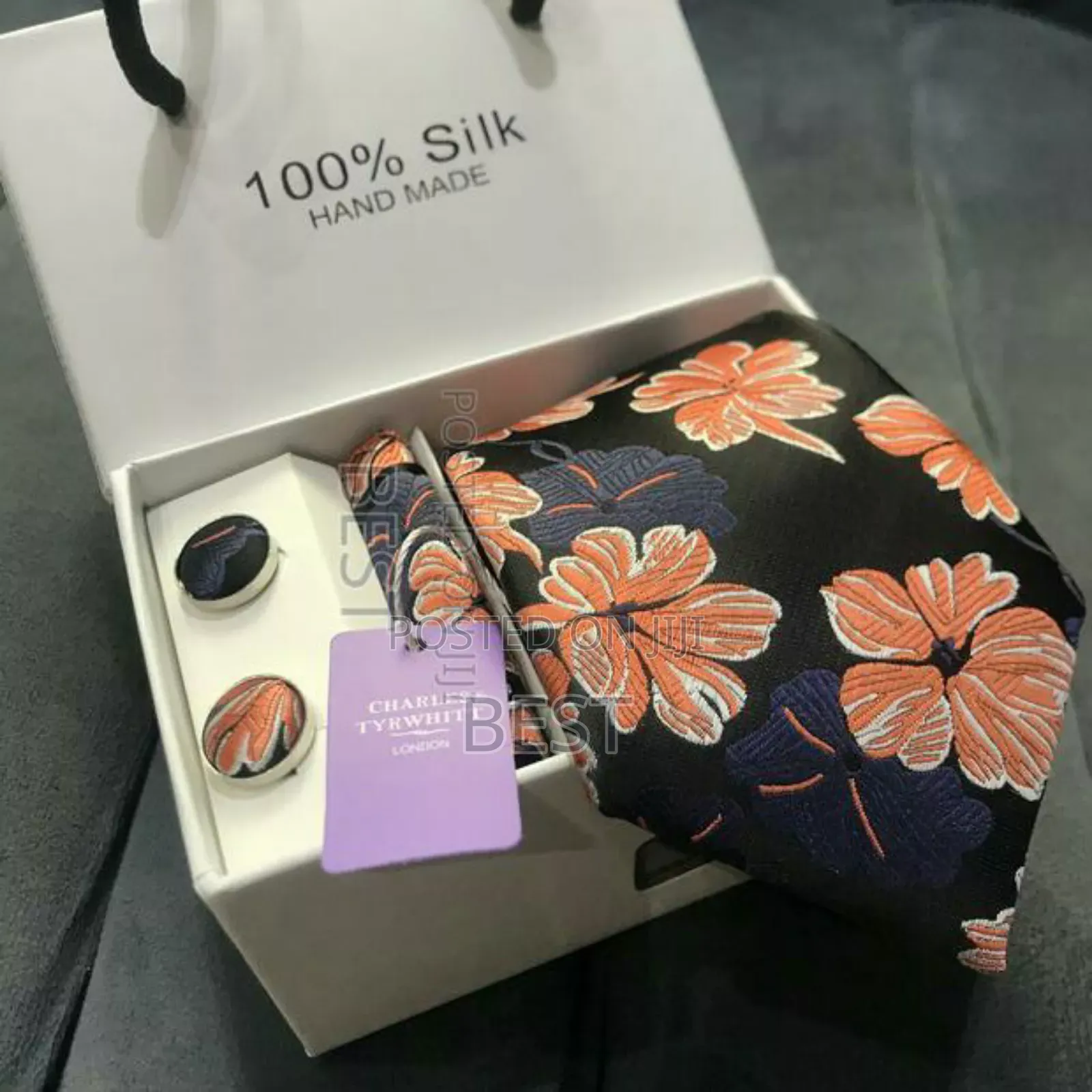 High Quality Tie With Pocket Square and Cufflinks