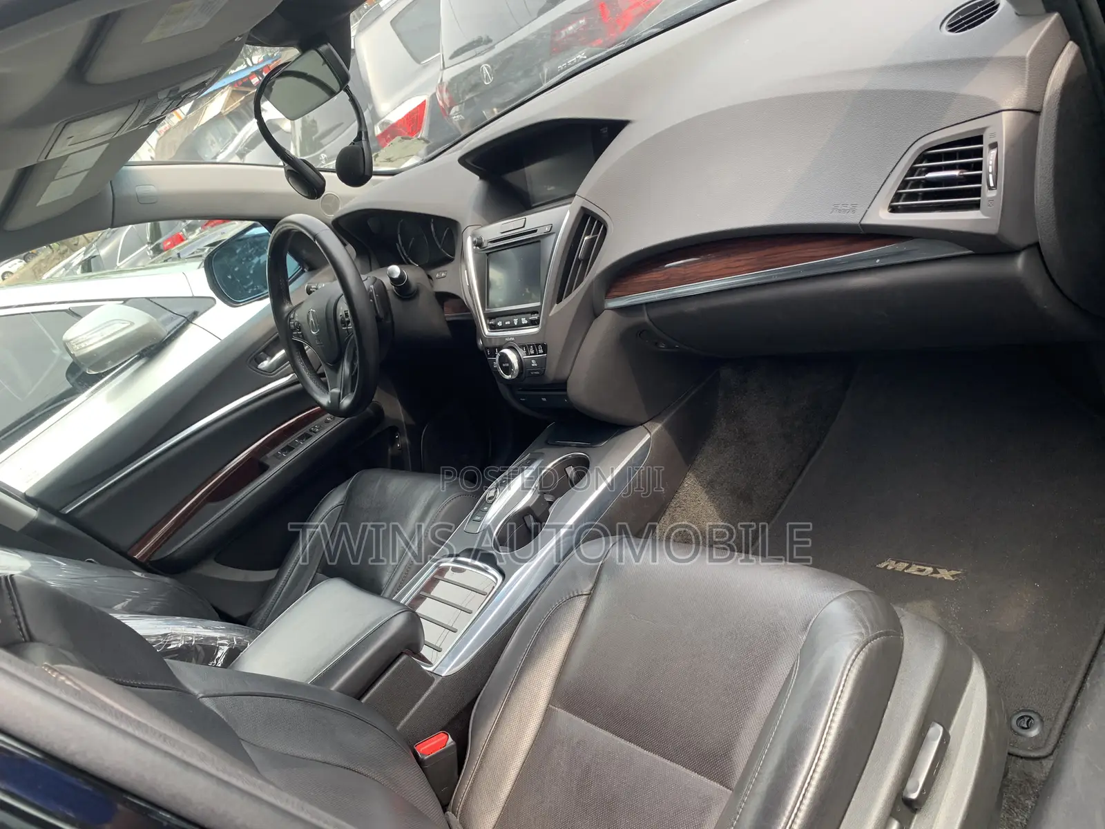 Acura MDX SUV 4dr FWD (3.5L 6cyl 9A) 2016 Black