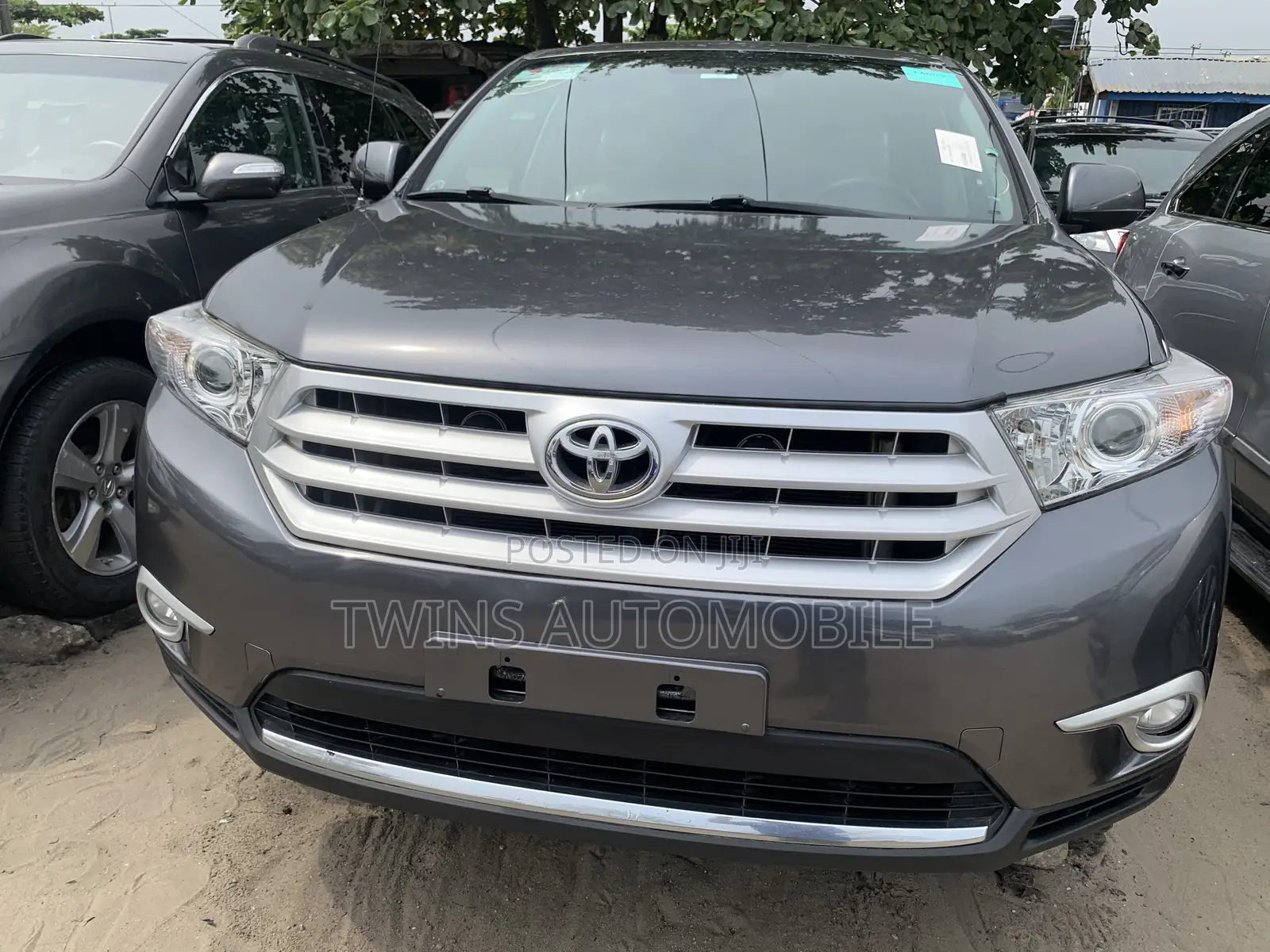 Toyota Highlander Limited 3.5l 4WD 2013 Gray