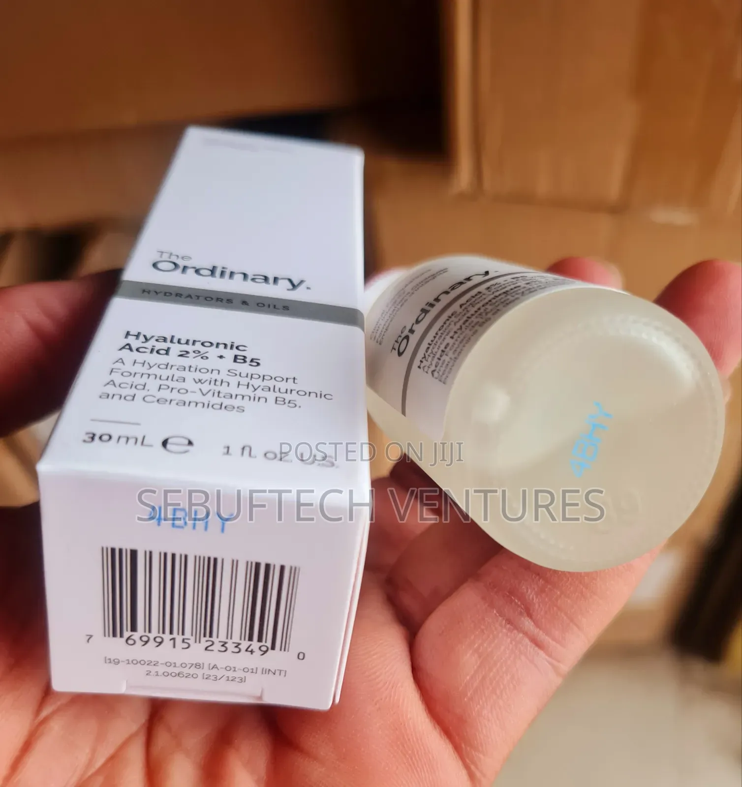 New Formula! The Ordinary Hyaluronic Acid + Ceramides-30ml